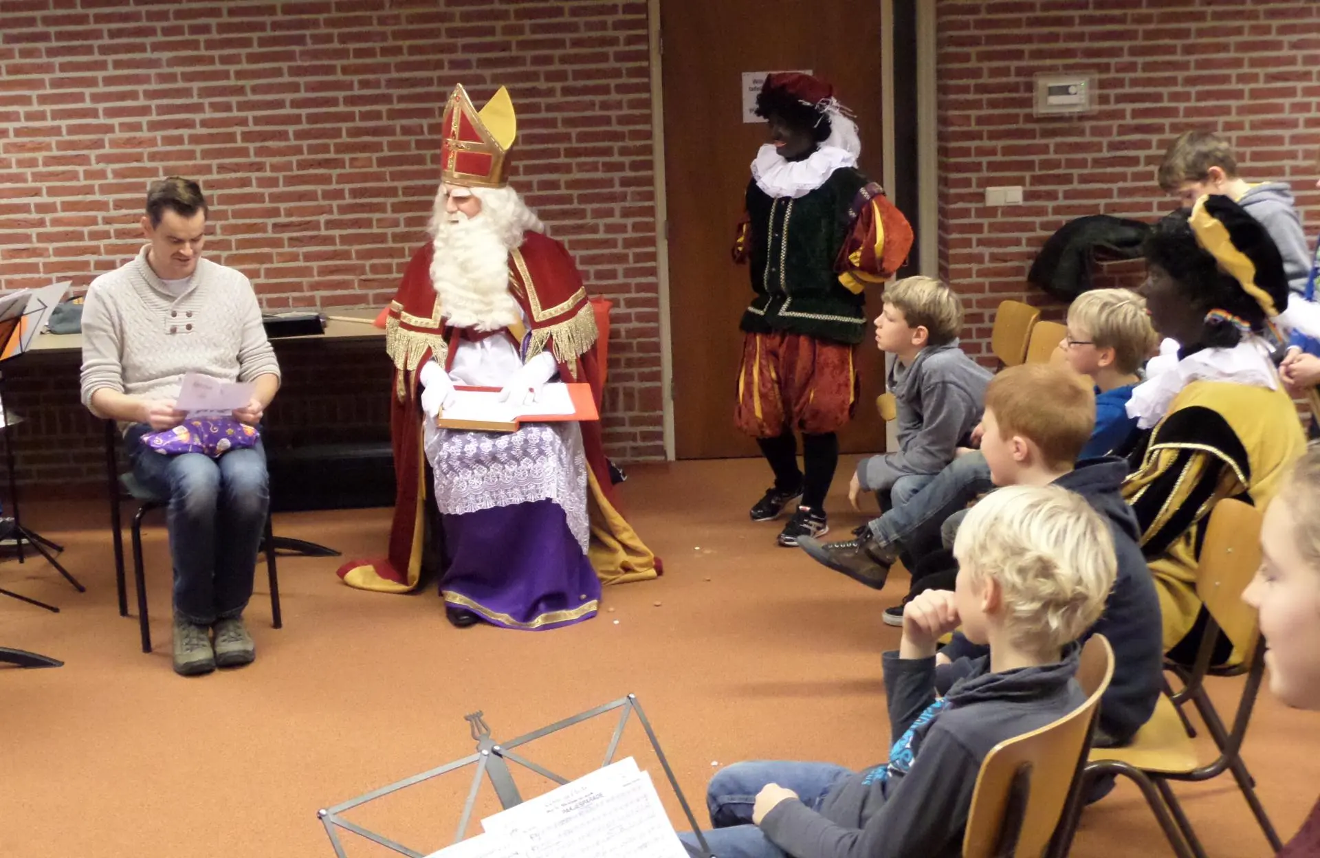 48_Amicitia_sinterklaasfeest_album_Sinterklaasfeest_202208031405581