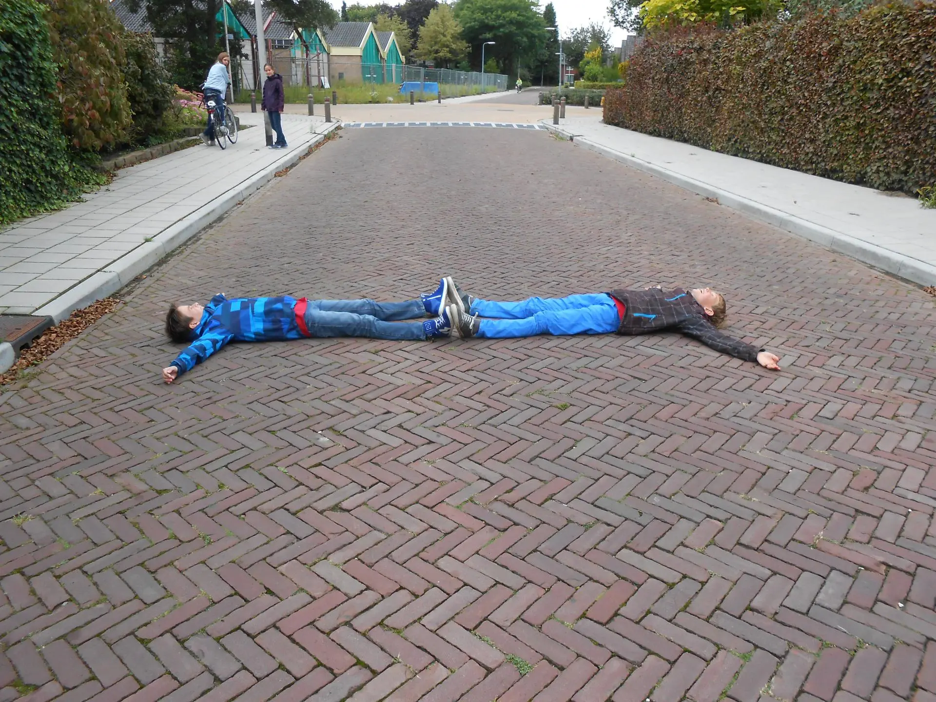Doe_iets_geks_op_straat_album_Jeugdactiviteit_202208031403081