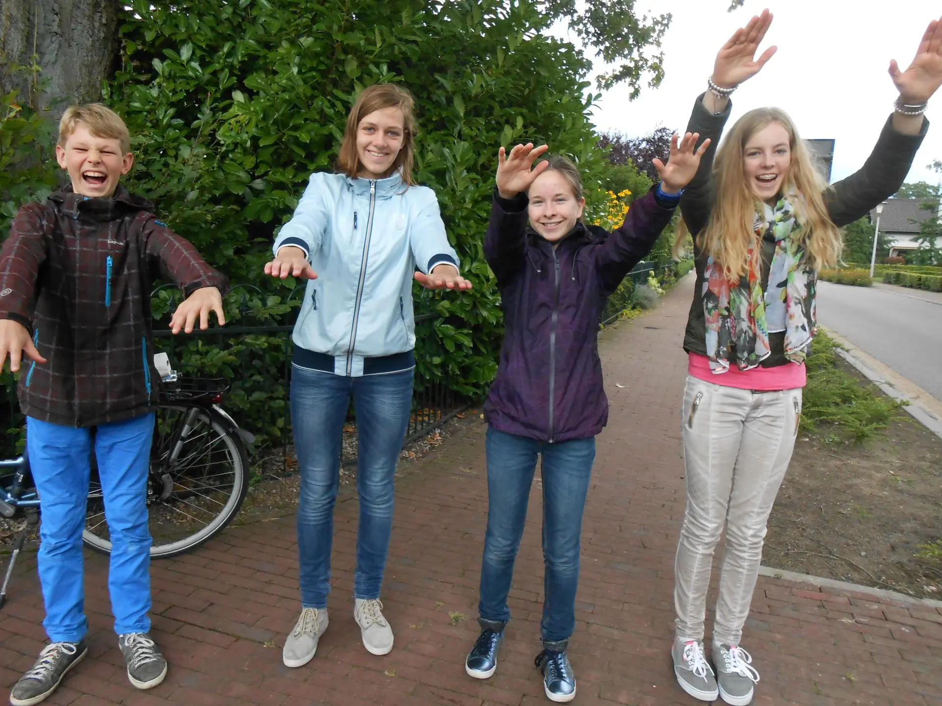 Doe_een_wave_album_Jeugdactiviteit_202208031403111