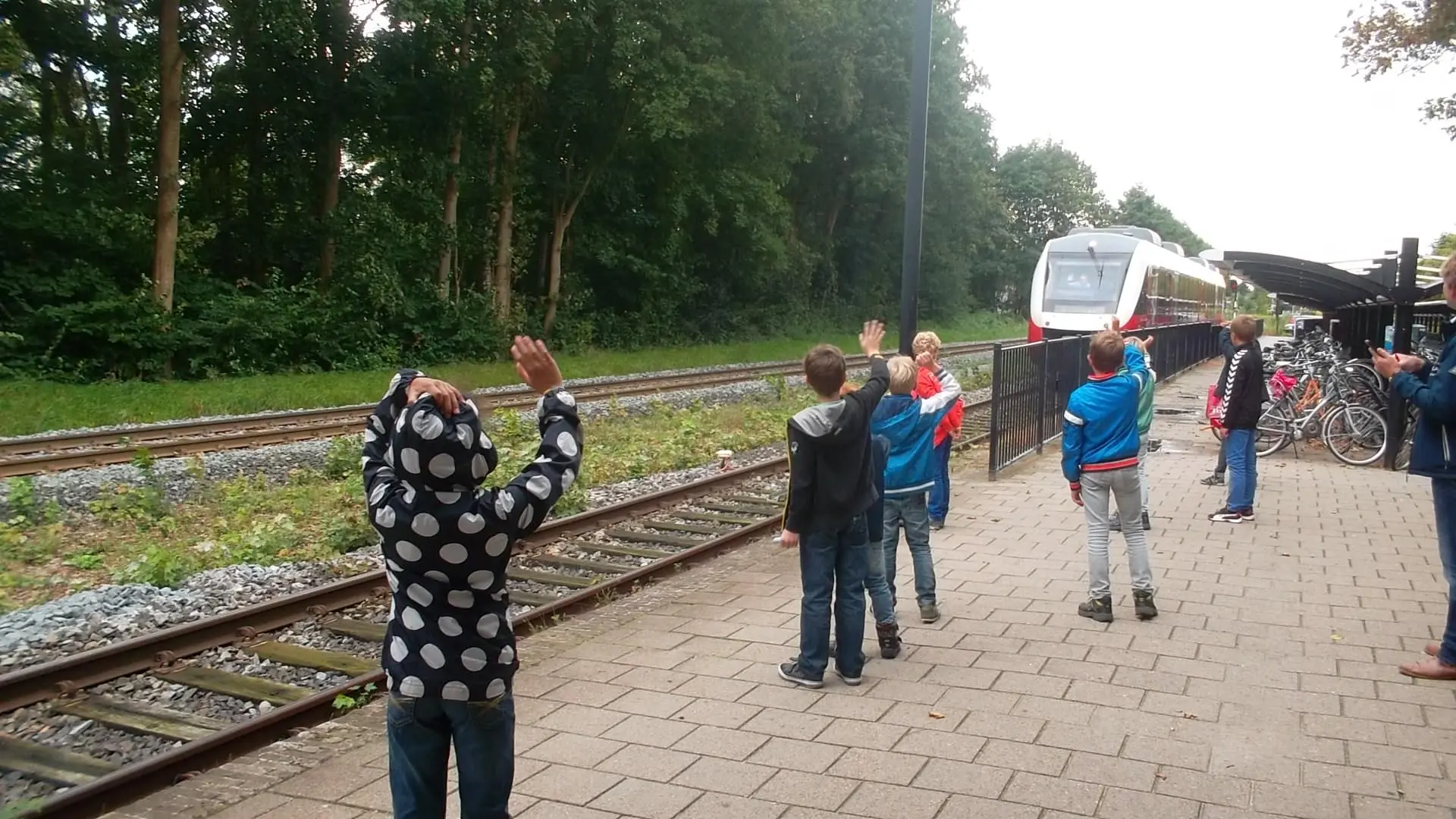 team_a_zwaai_naar_de_trein_album_Jeugdactiviteit_202208031403231
