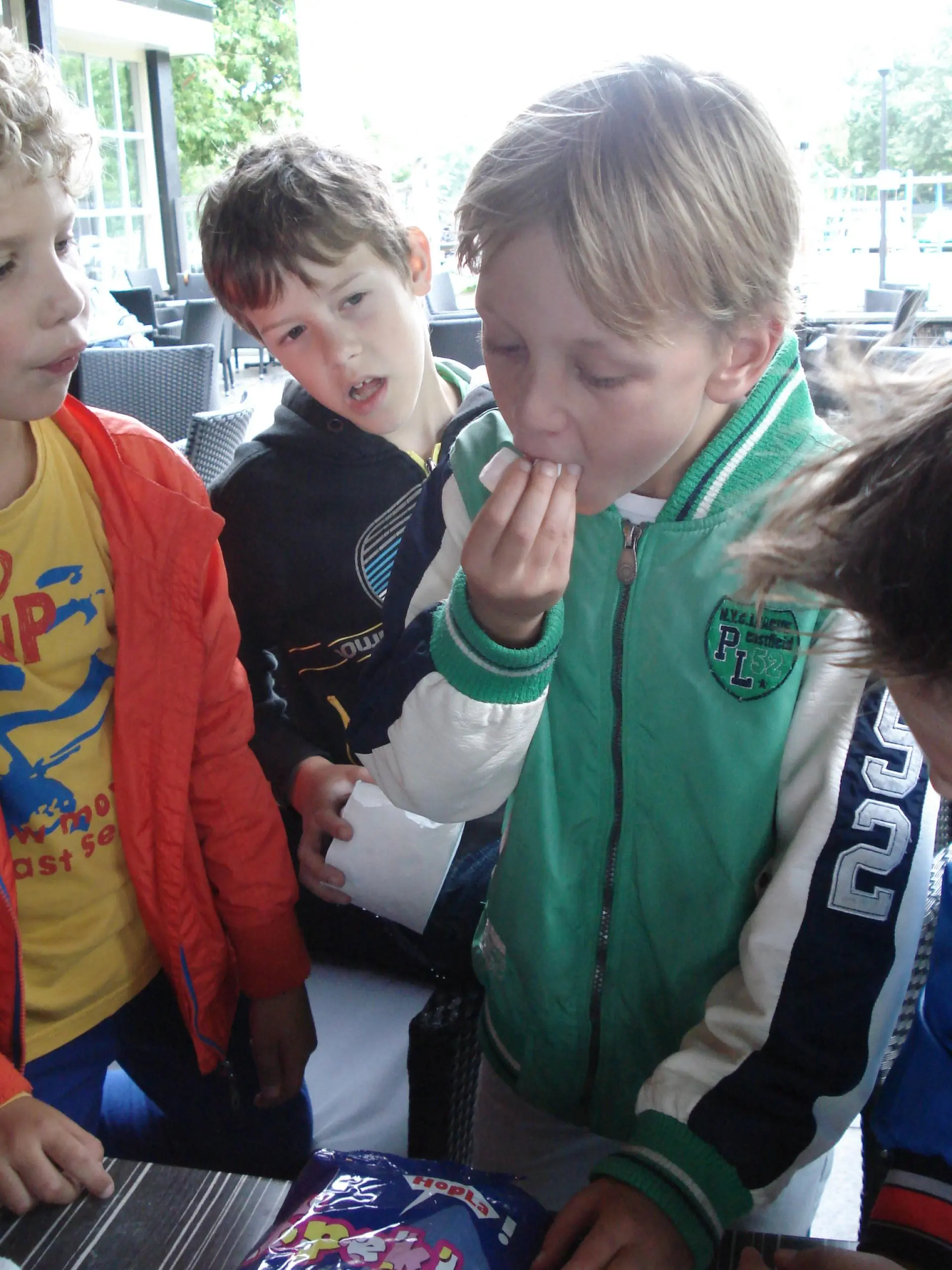 team_b_spekjes_eten_album_Jeugdactiviteit_202208031403261