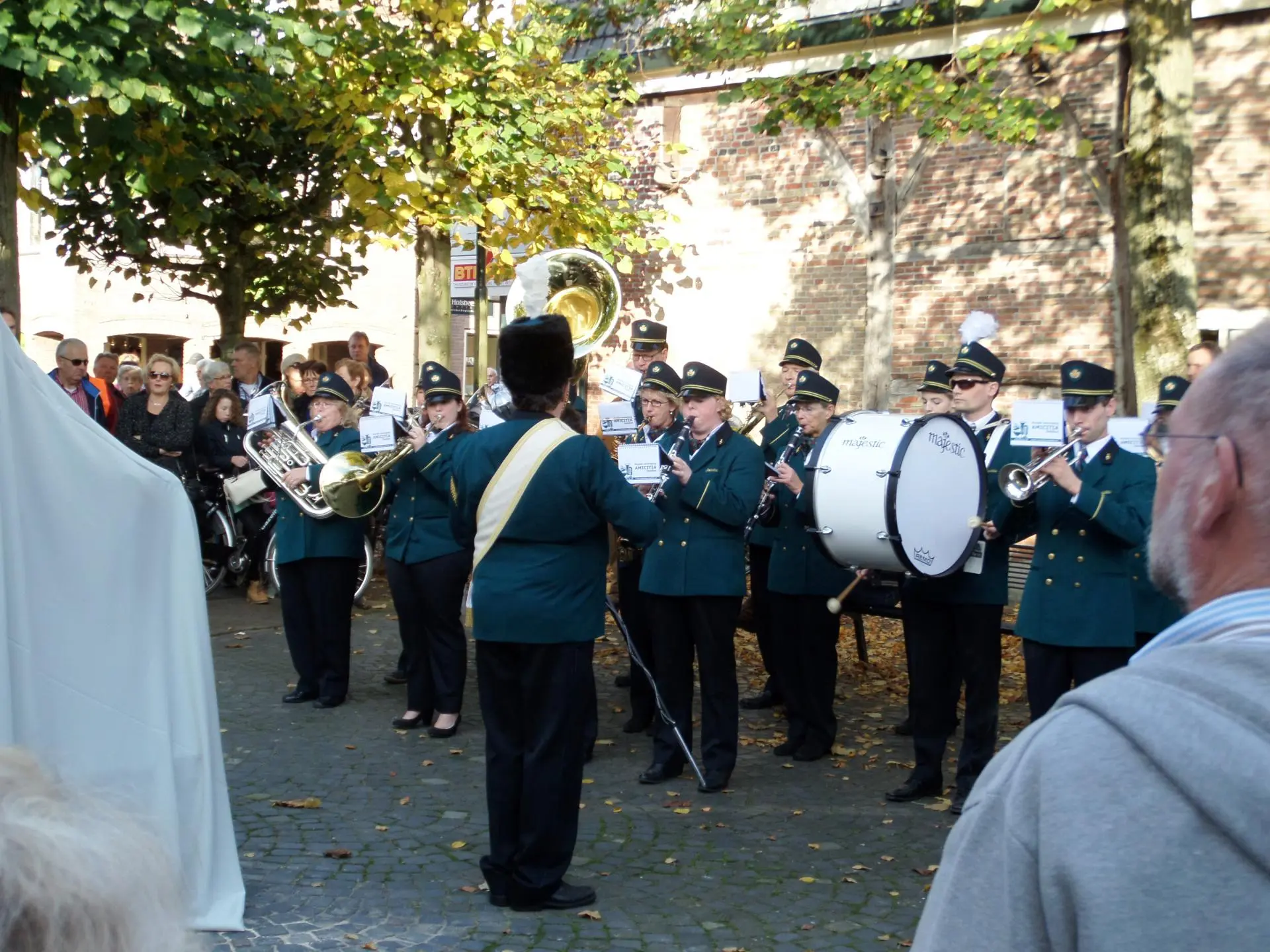 05_Amicitia_onthulling_bronzen_veulen_album_Onthulling_bronzen_veulen_202208031402091