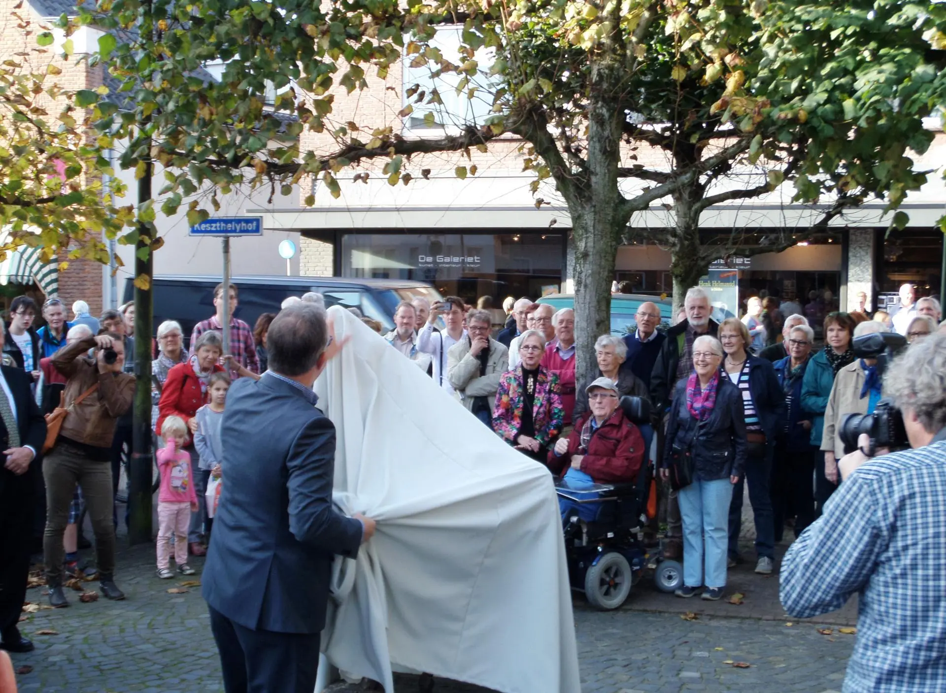 12_Amicitia_onthulling_bronzen_veulen_album_Onthulling_bronzen_veulen_202208031402121