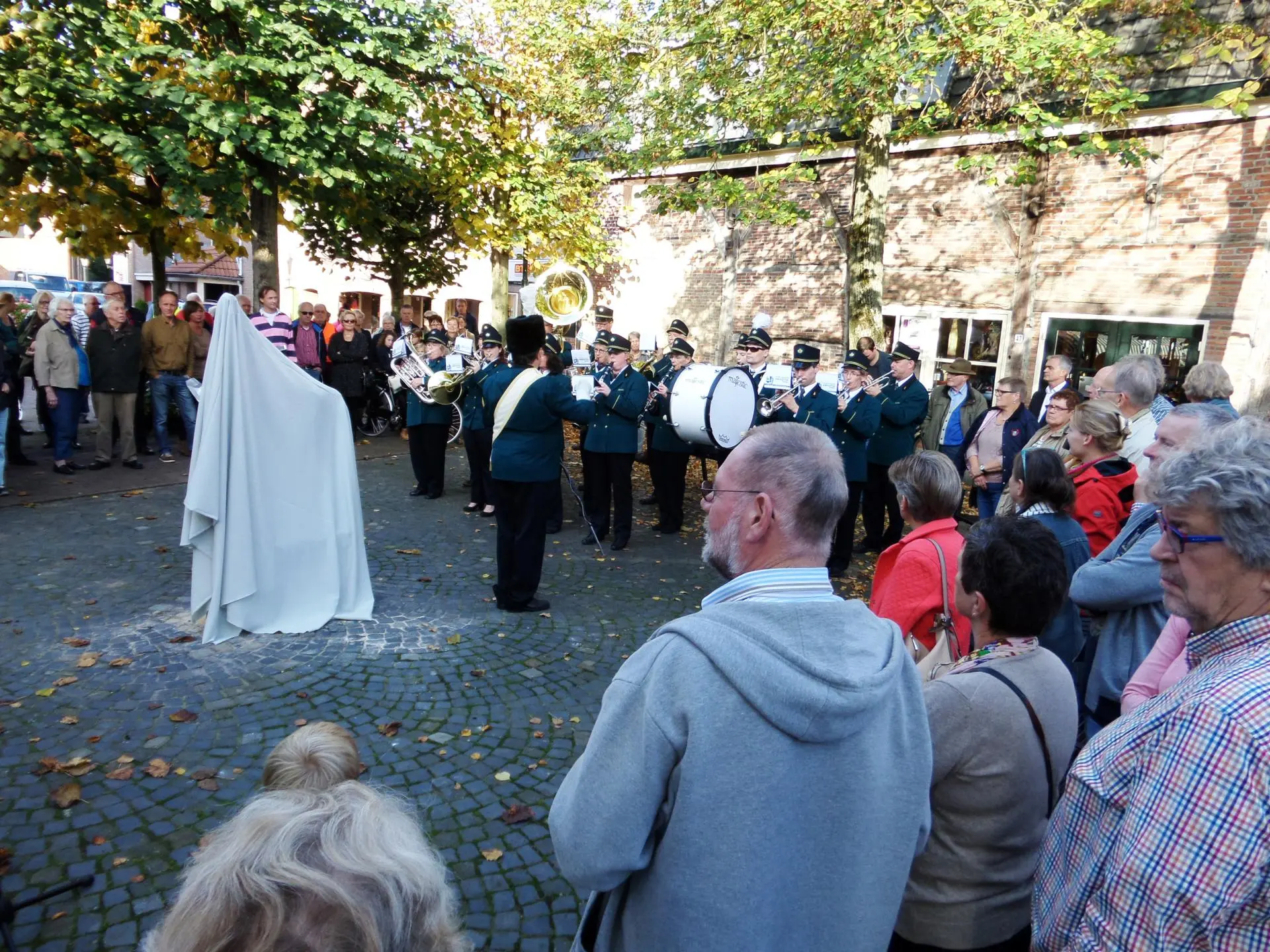 04_Amicitia_onthulling_bronzen_veulen_album_Onthulling_bronzen_veulen_202208031402141