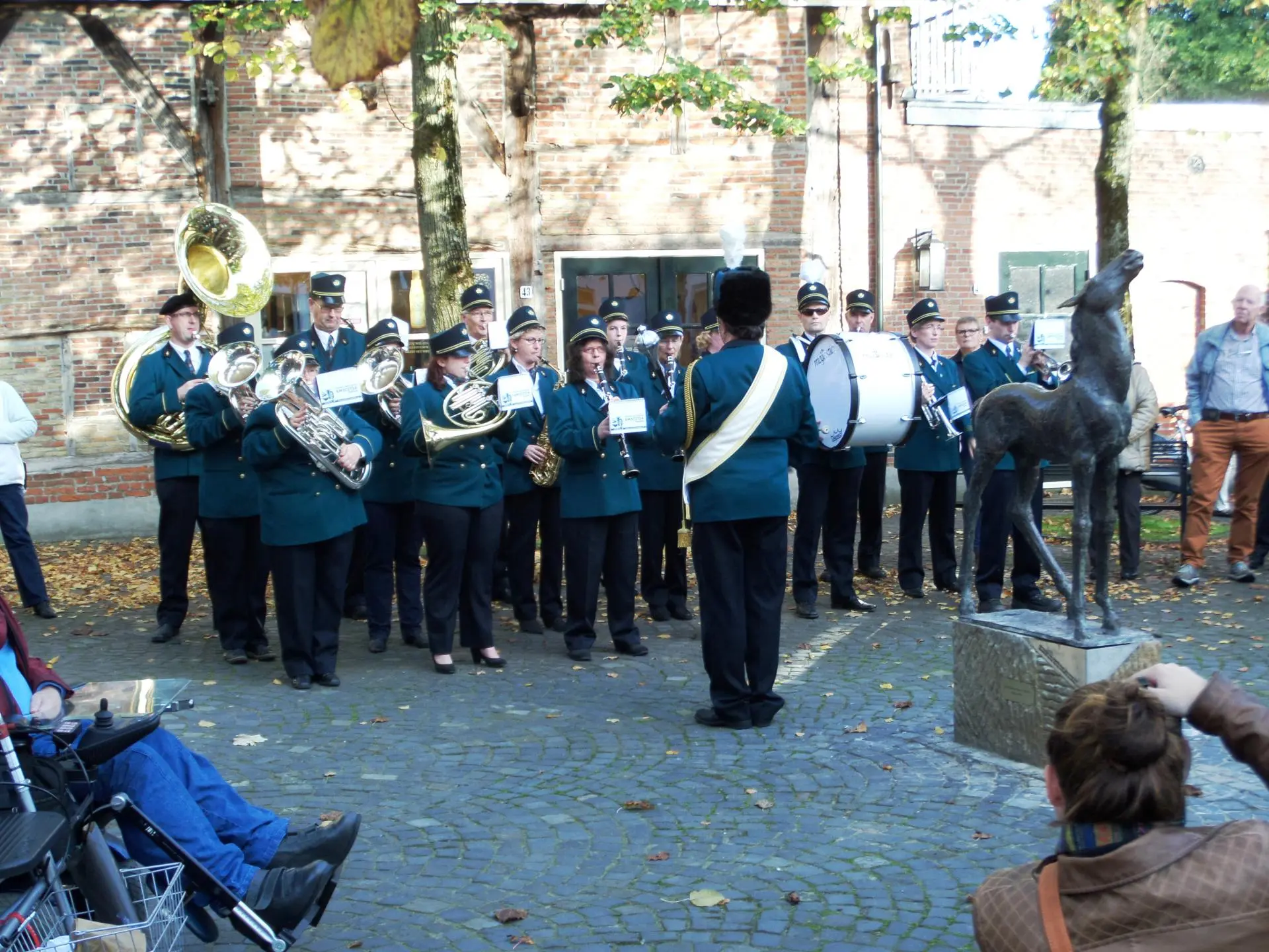 30_Amicitia_onthulling_bronzen_veulen_album_Onthulling_bronzen_veulen_202208031402211