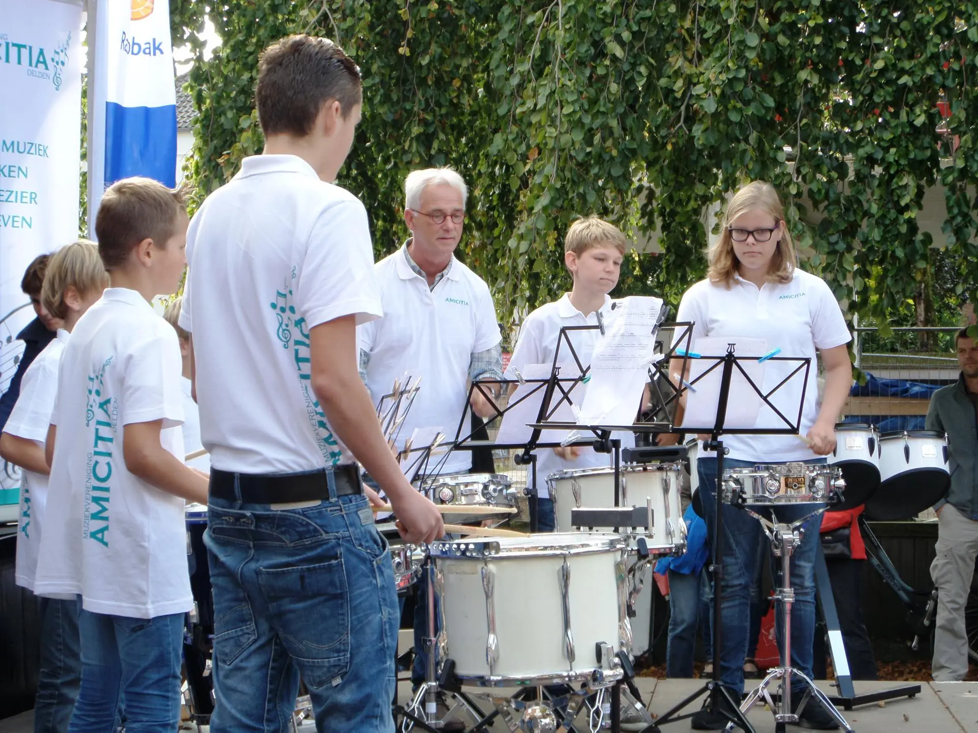 30_Amicitia_cultureel_straatfestival_album_Straatfestival_202208031401141