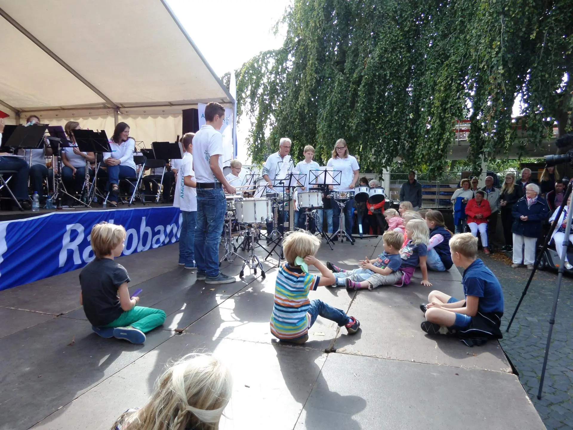 29_Amicitia_cultureel_straatfestival_album_Straatfestival_202208031401151