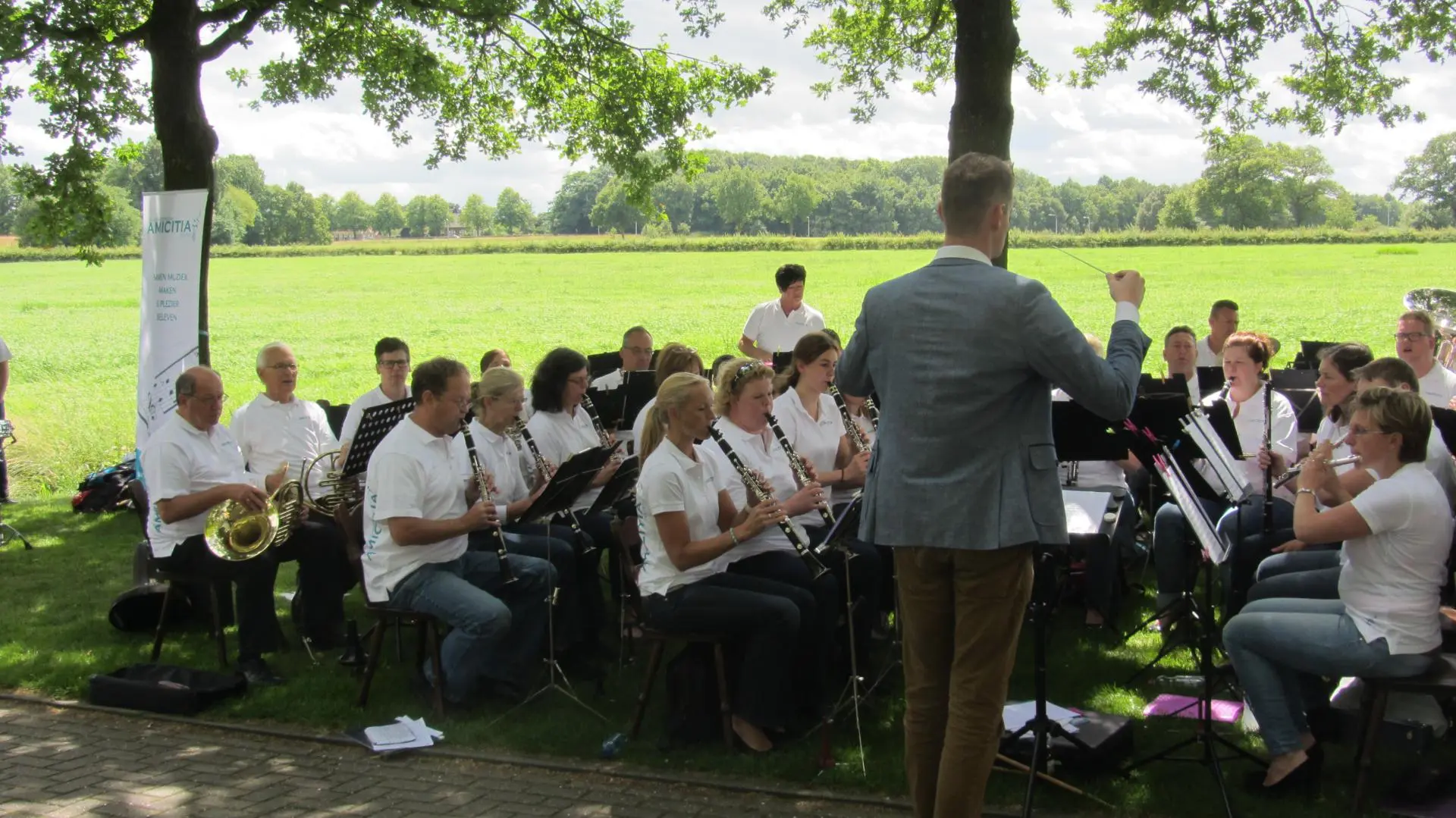 045_Amicitia_zomerconcert_album_Zomerconcert_202208031356501