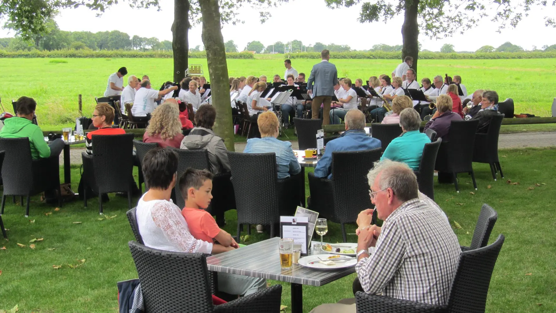 048_Amicitia_zomerconcert_album_Zomerconcert_202208031356571