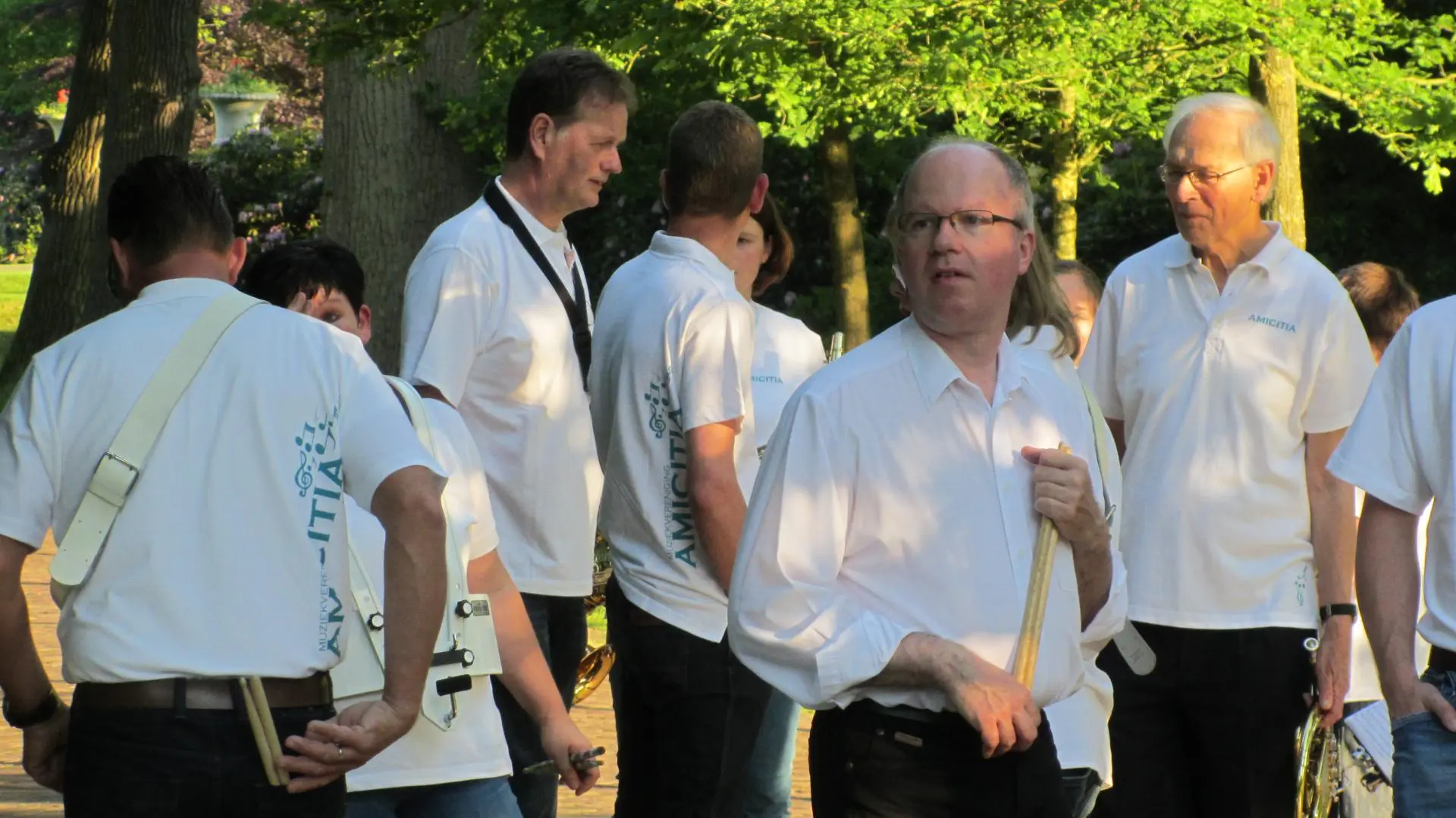08_Amicitia_intocht_avondvierdaagse_album_Avondvierdaagse_202208031353181