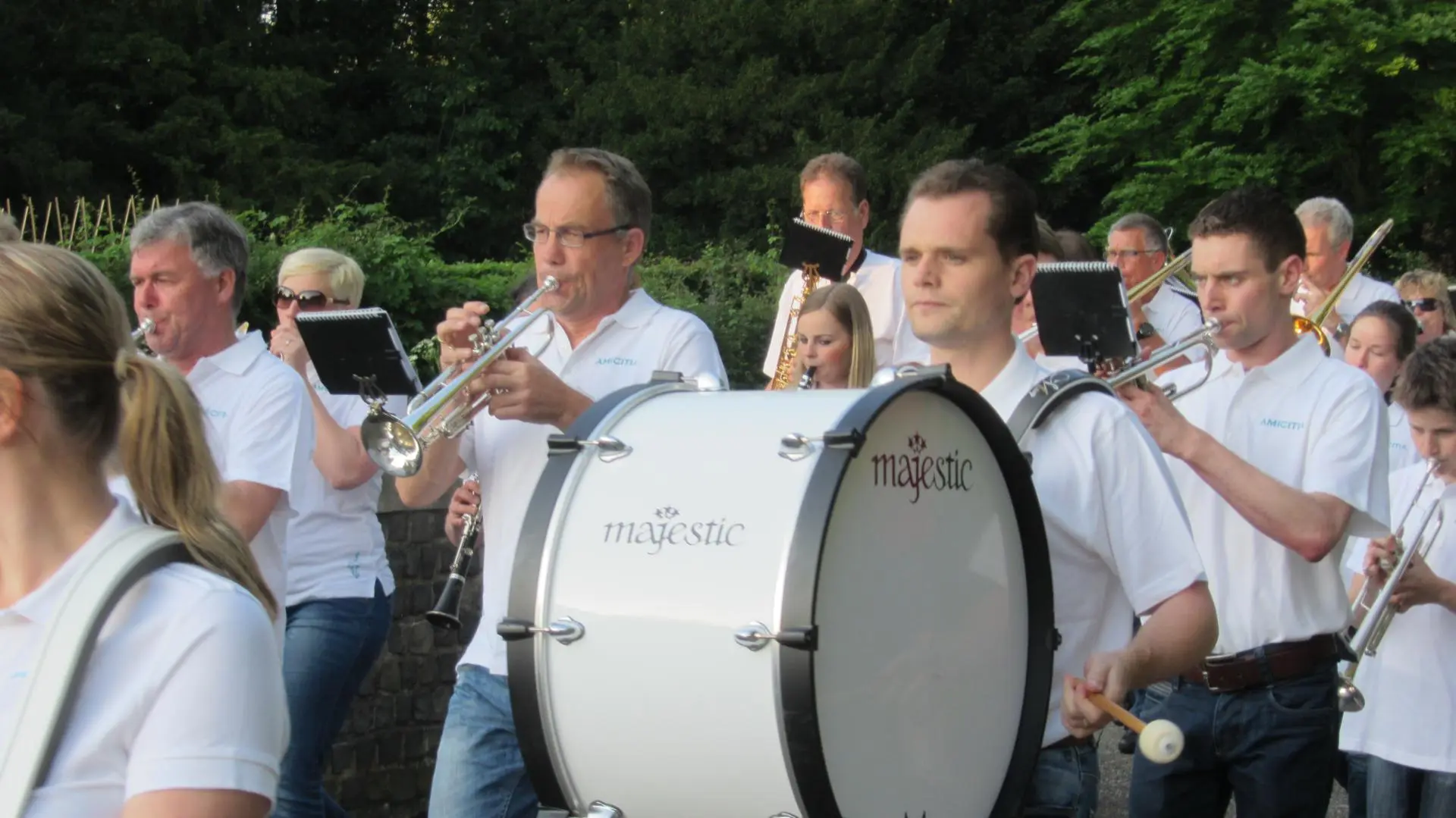 17_Amicitia_intocht_avondvierdaagse_album_Avondvierdaagse_202208031353201