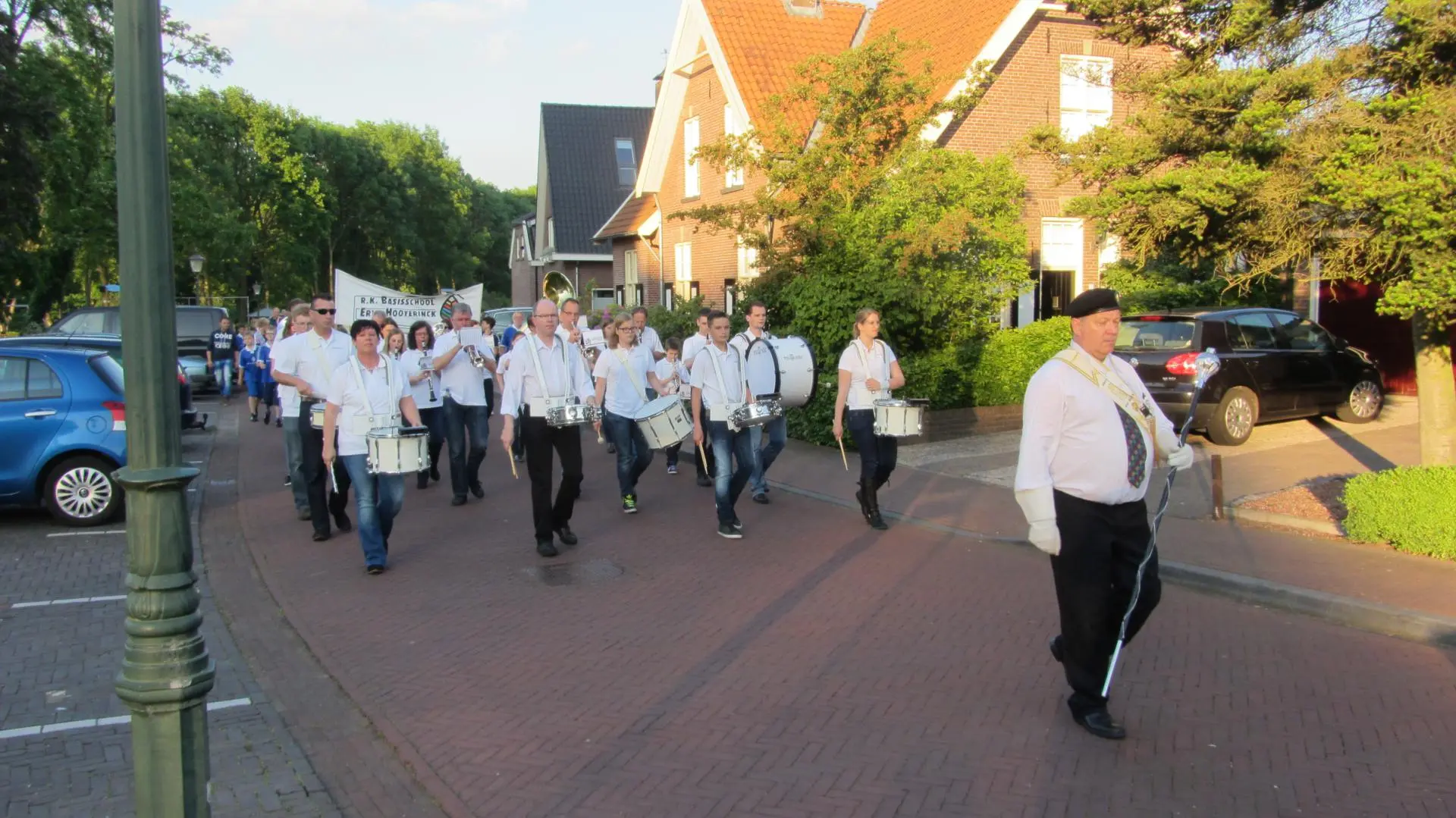 24_Amicitia_intocht_avondvierdaagse_album_Avondvierdaagse_202208031353231