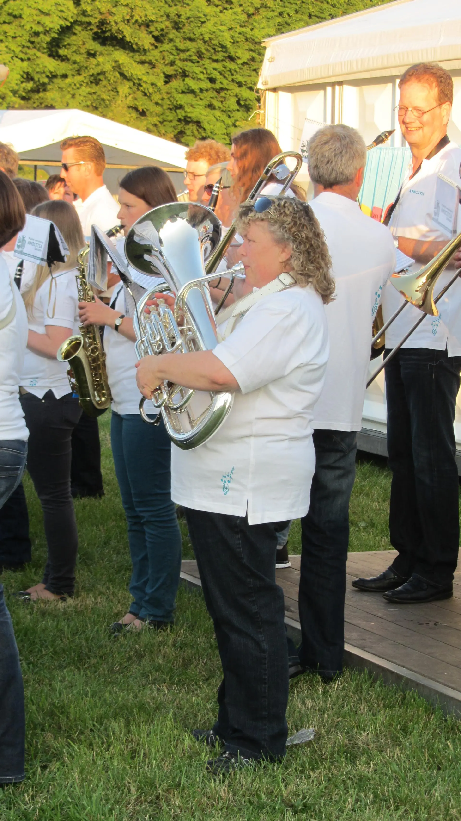40_Amicitia_intocht_avondvierdaagse_album_Avondvierdaagse_202208031353281