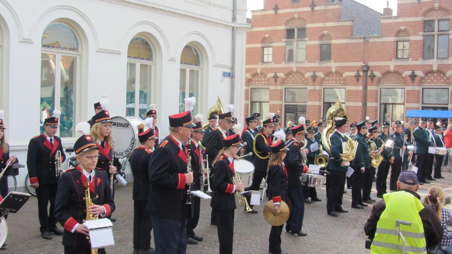 078_Amicitia_koningsdag_album_Koningsdag_202208031351431