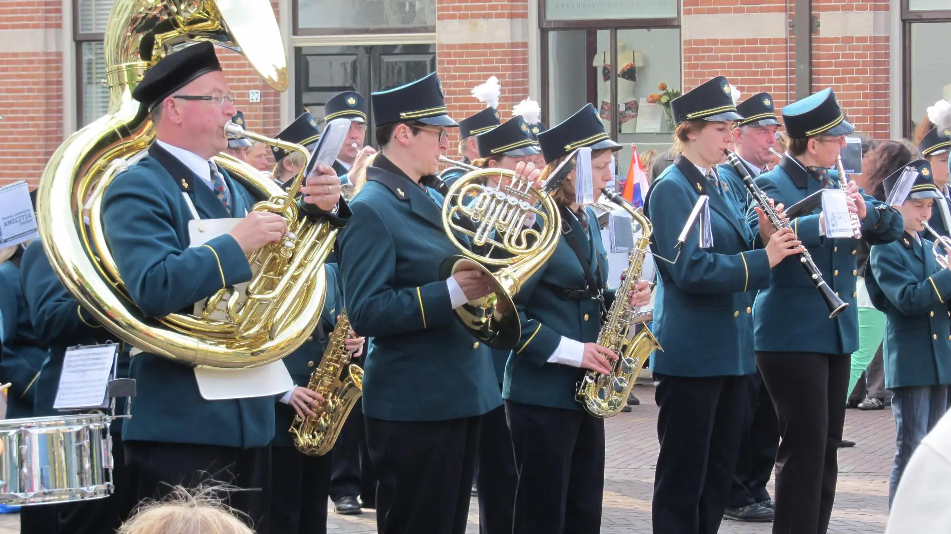 081_Amicitia_koningsdag_album_Koningsdag_202208031351431