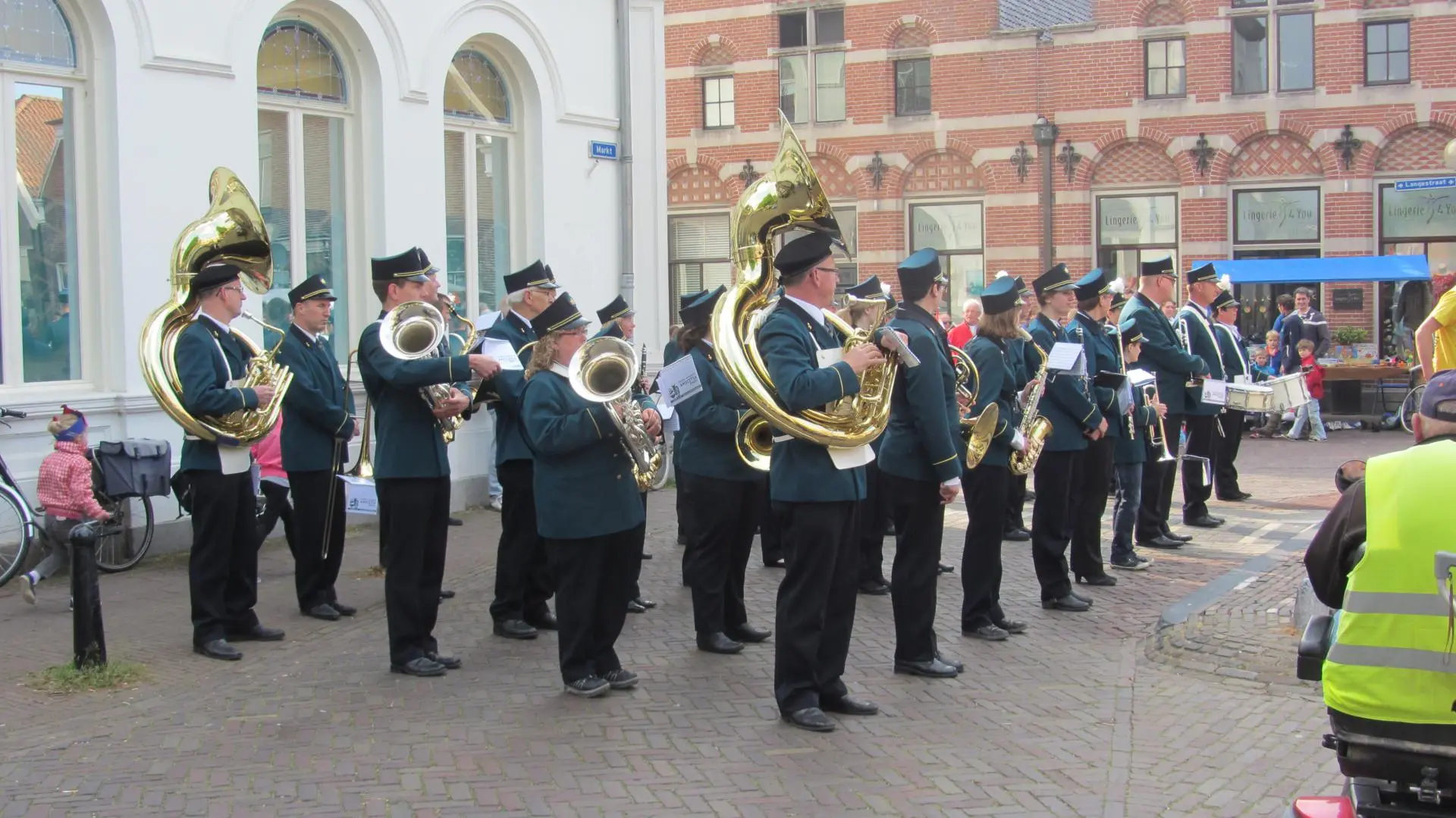 077_Amicitia_koningsdag_album_Koningsdag_202208031351441
