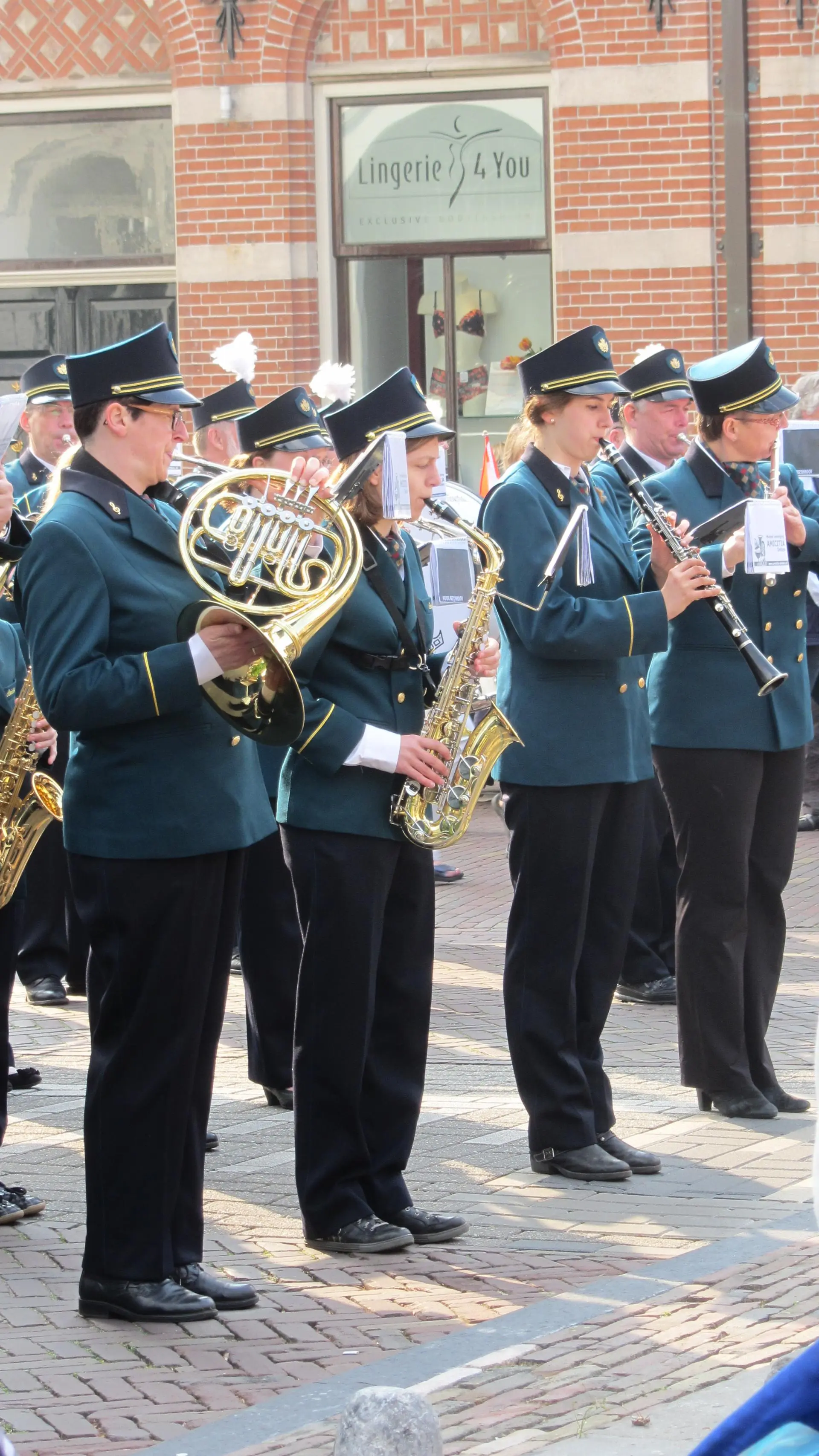 082_Amicitia_koningsdag_album_Koningsdag_202208031351431