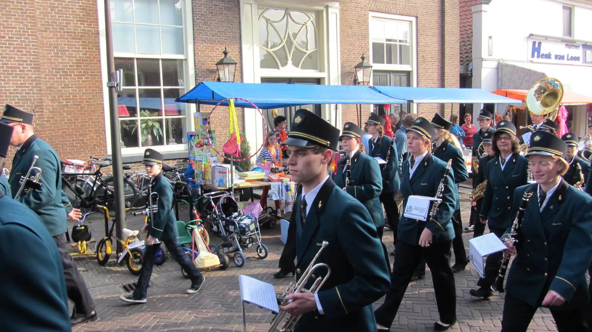 068_Amicitia_koningsdag_album_Koningsdag_202208031351471