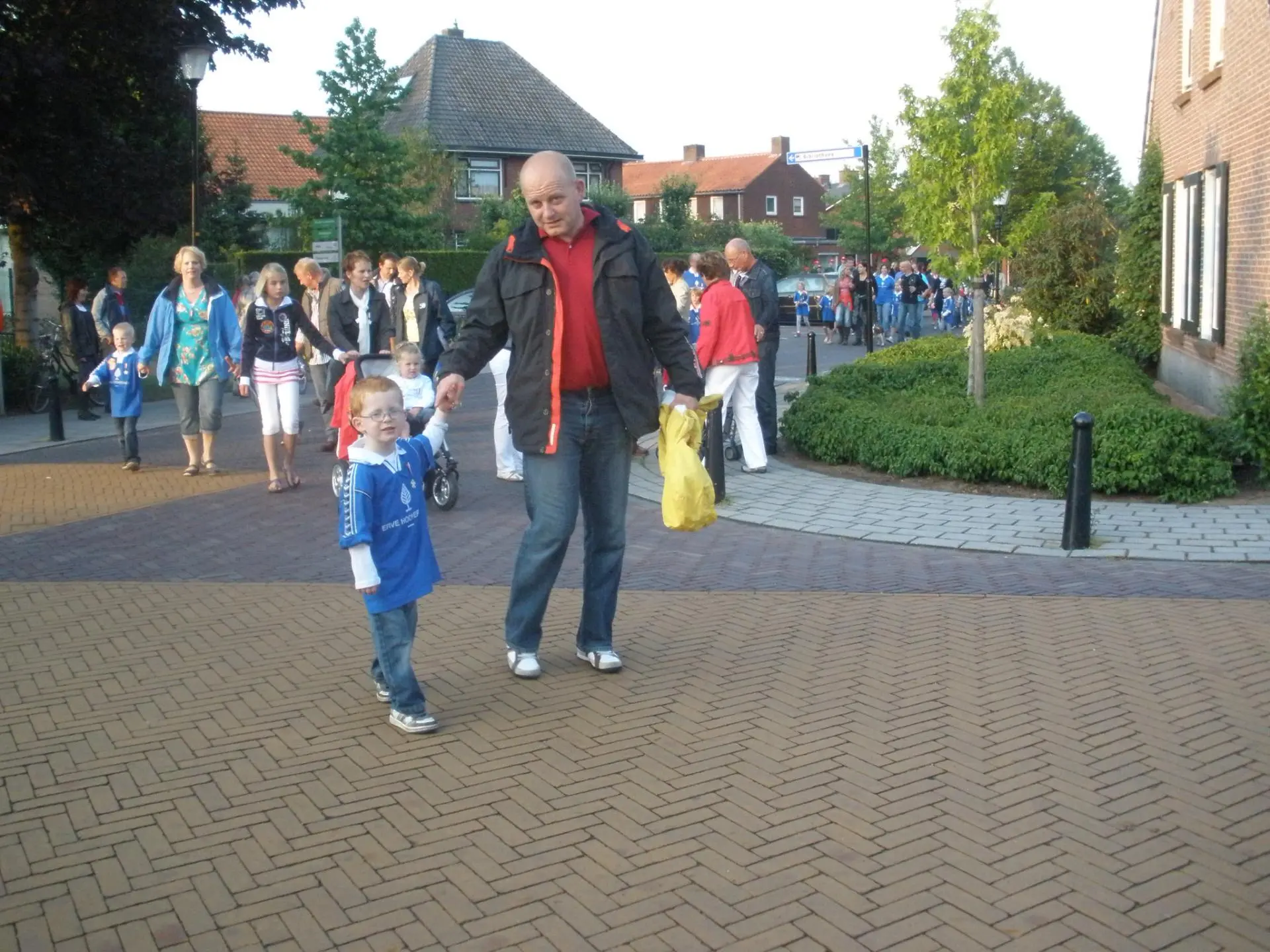 P6100052_album_Intocht_Avond4daagse_Delden_202208031331231