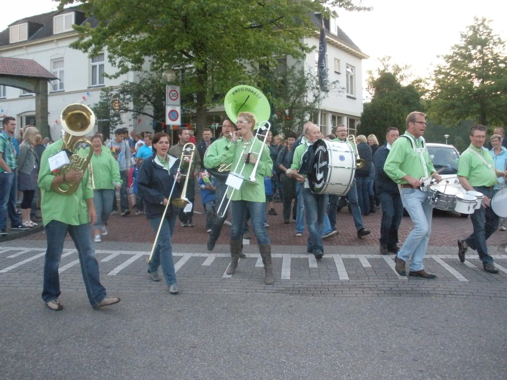 P6100065_album_Intocht_Avond4daagse_Delden_202208031331241