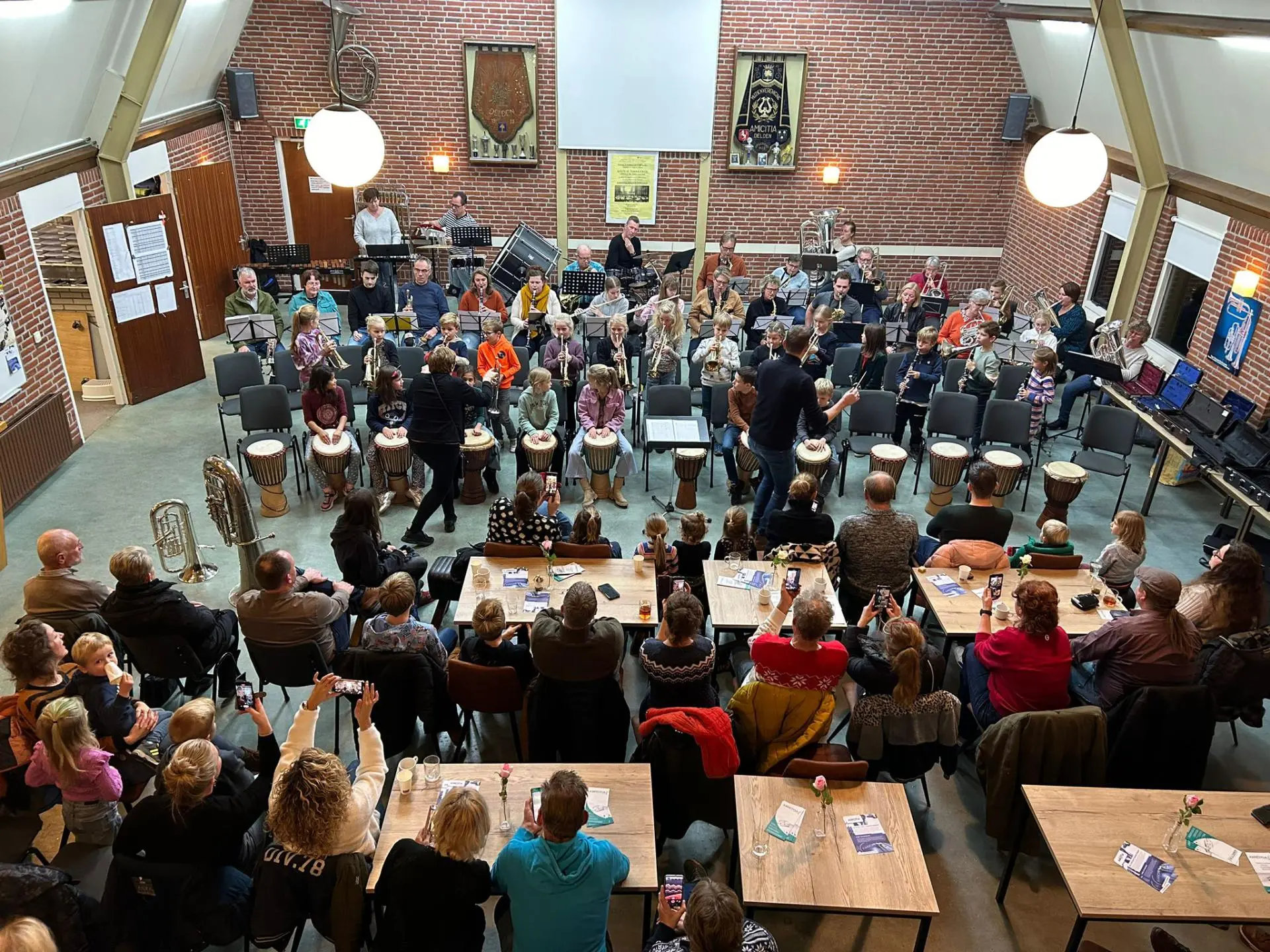 IMG_20231207_WA0025_album_Afsluiting_instrumentencarrousel_deel_2_202312081125311