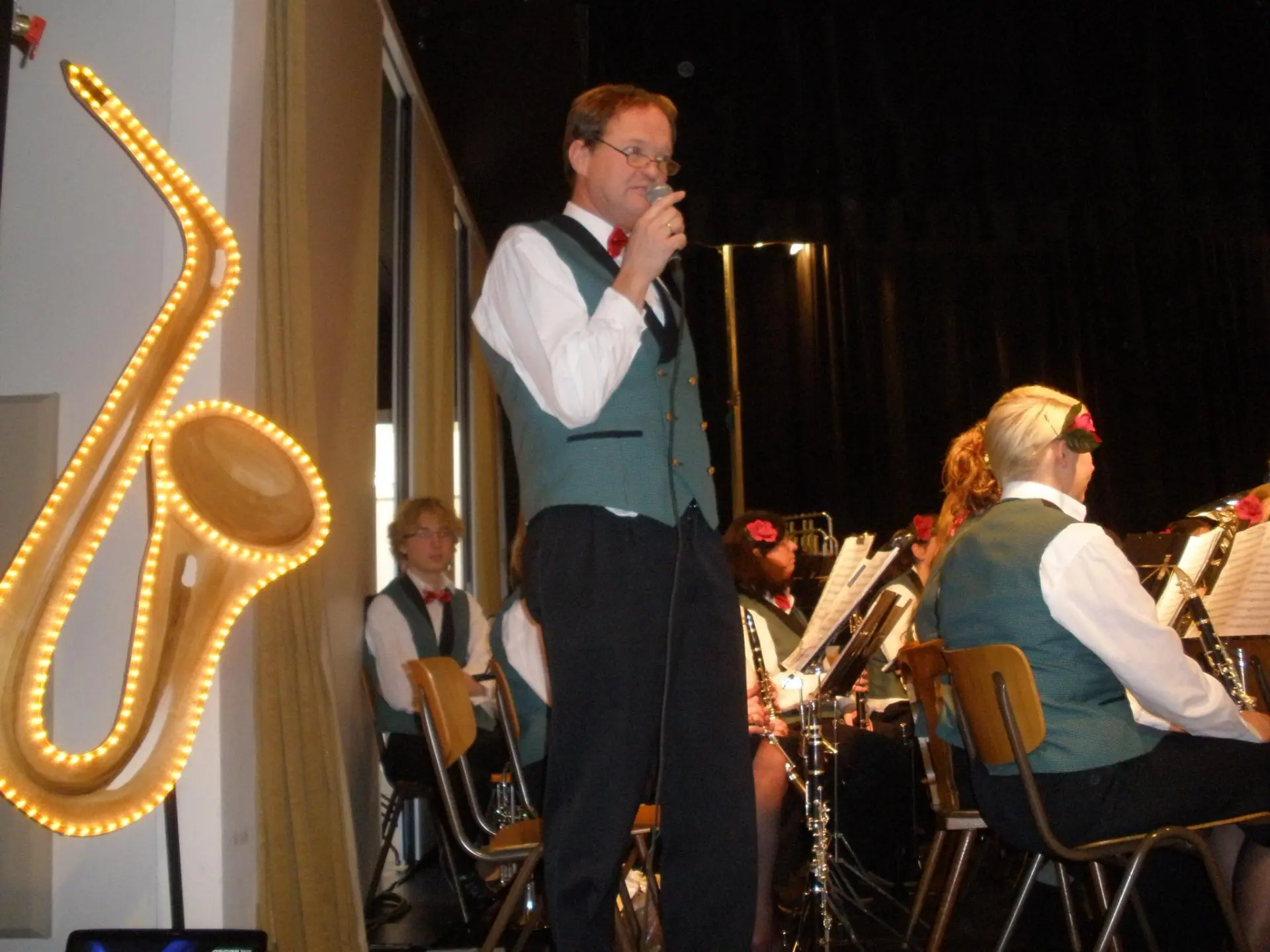 PB280056_album_Concert_in_parochiehuis_202208031318591