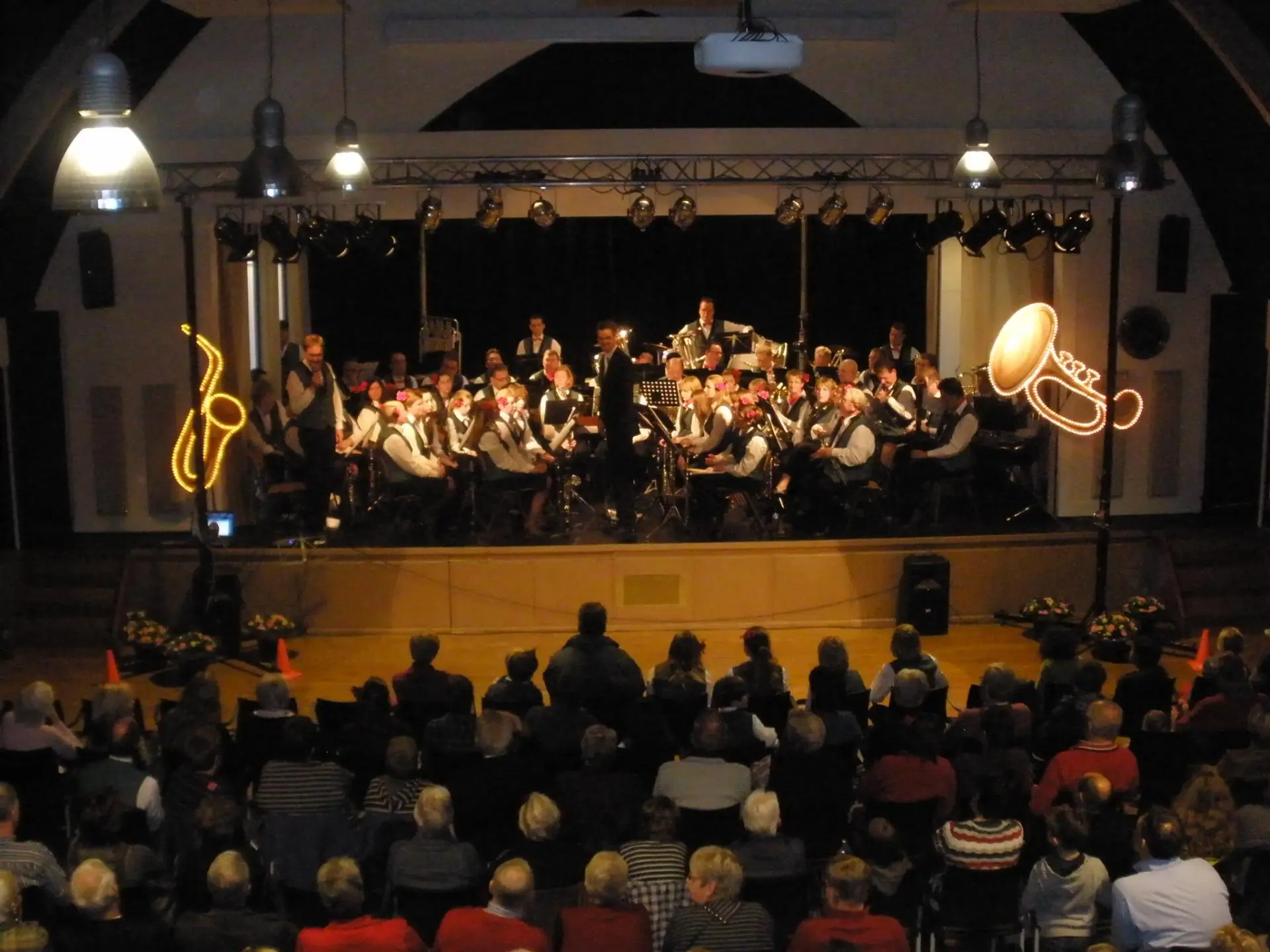 PB280100_album_Concert_in_parochiehuis_202208031319011