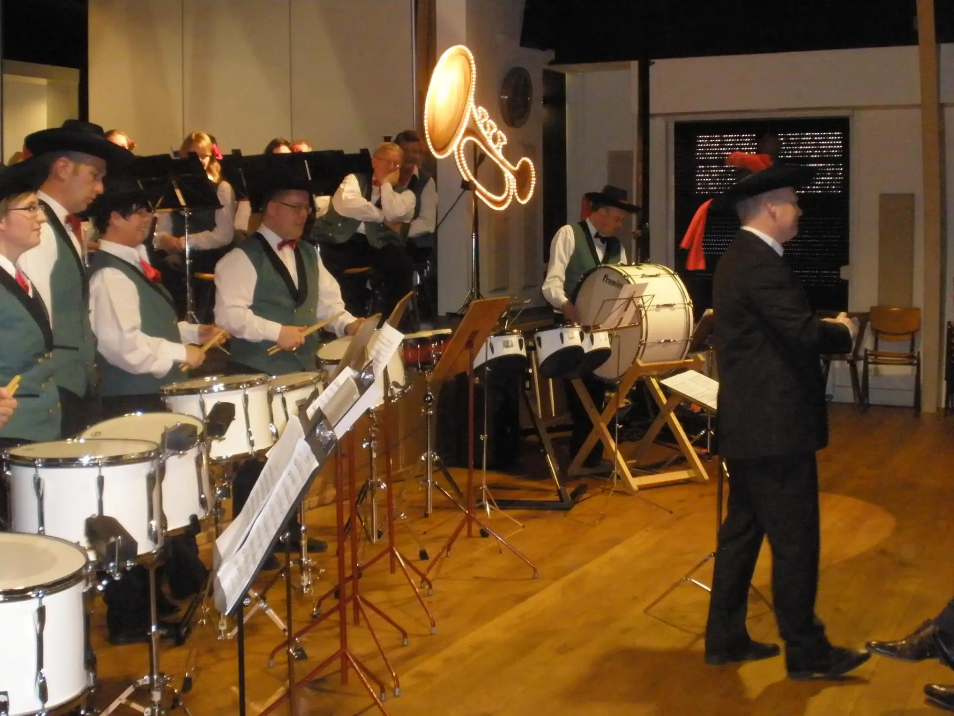 PB280108_album_Concert_in_parochiehuis_202208031319031