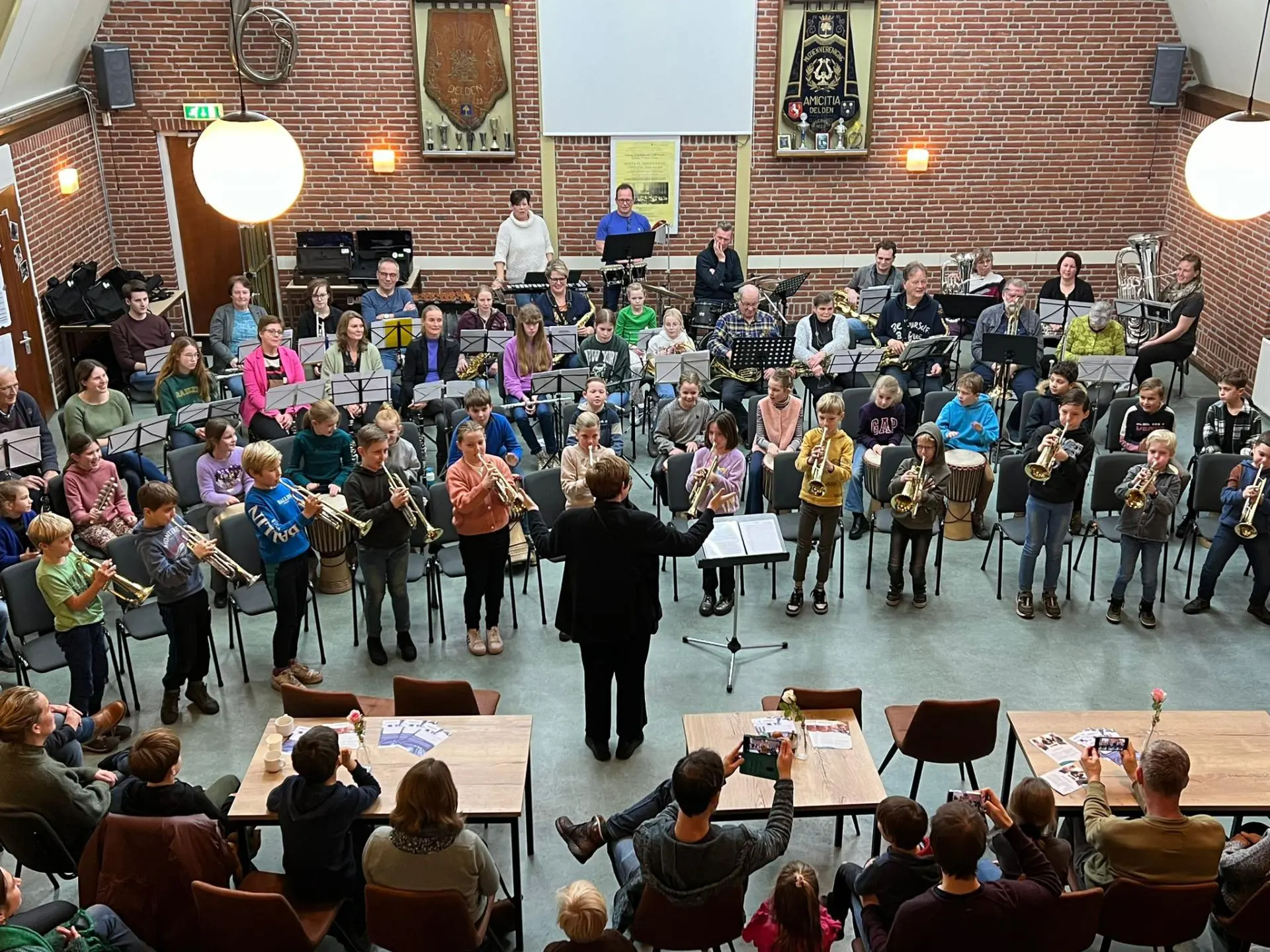 IMG_20231130_WA0006_album_Afsluiting_instrumentencarrousel_202312081112331