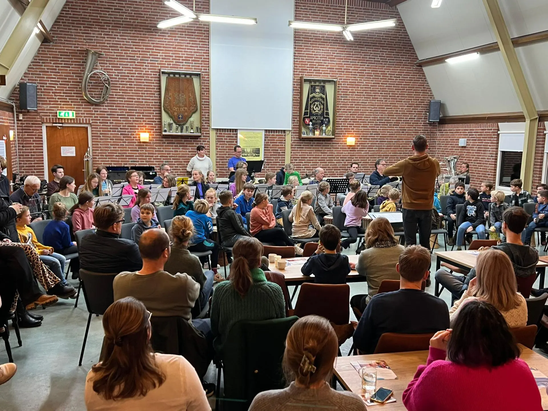 IMG_20231130_WA0011_album_Afsluiting_instrumentencarrousel_202312081112331