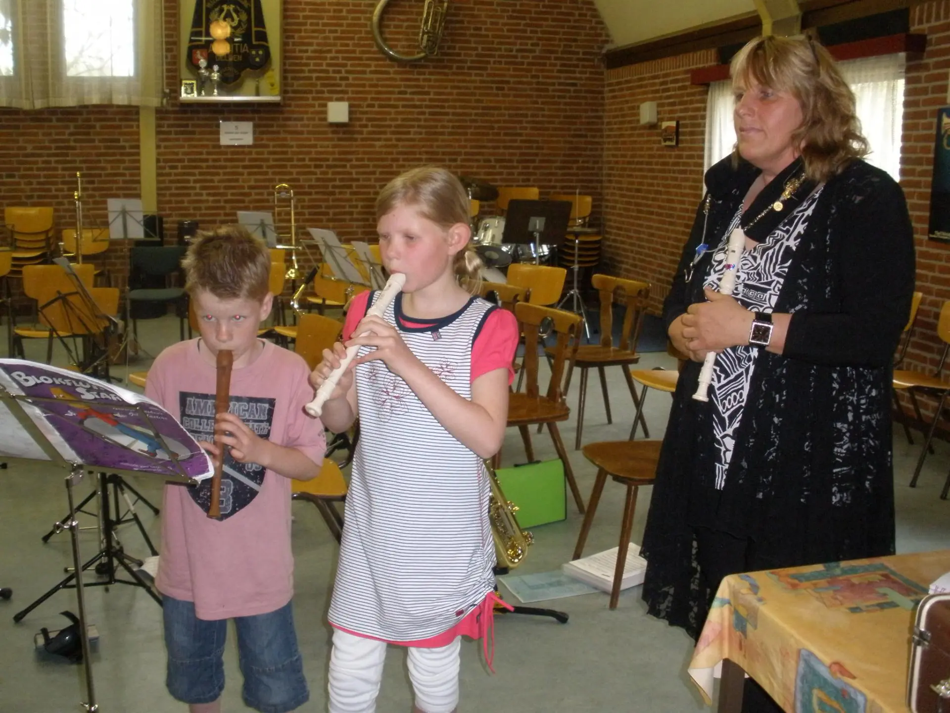 P4290002_album_Blokfluiters_wieger_en_diplomas_202208031315531