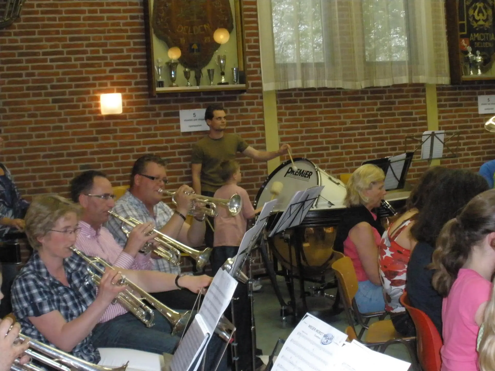 P4290056_album_Blokfluiters_wieger_en_diplomas_202208031315581