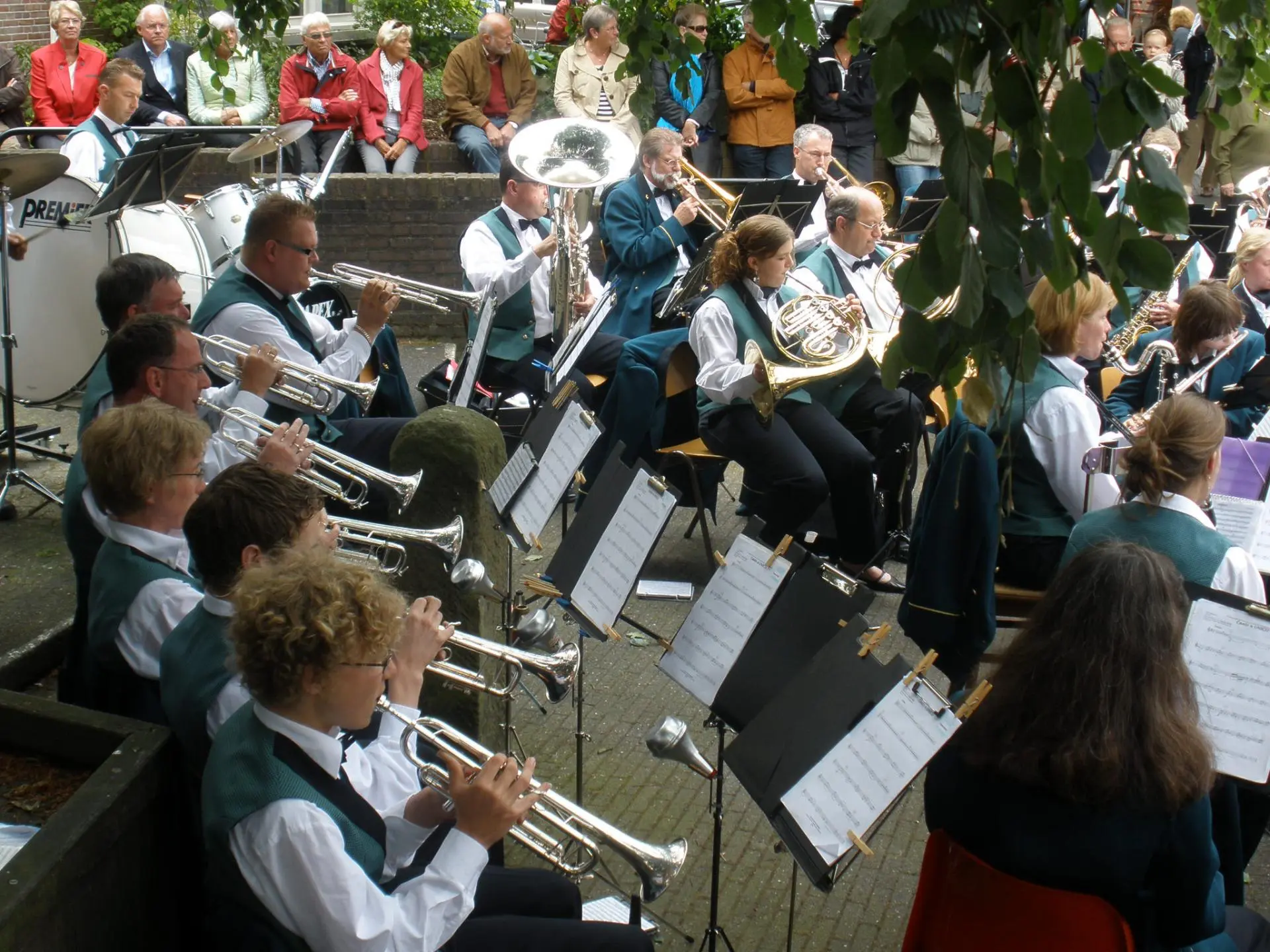 P6070013_album_Concert_bij_gemeentehuis_202208031304011