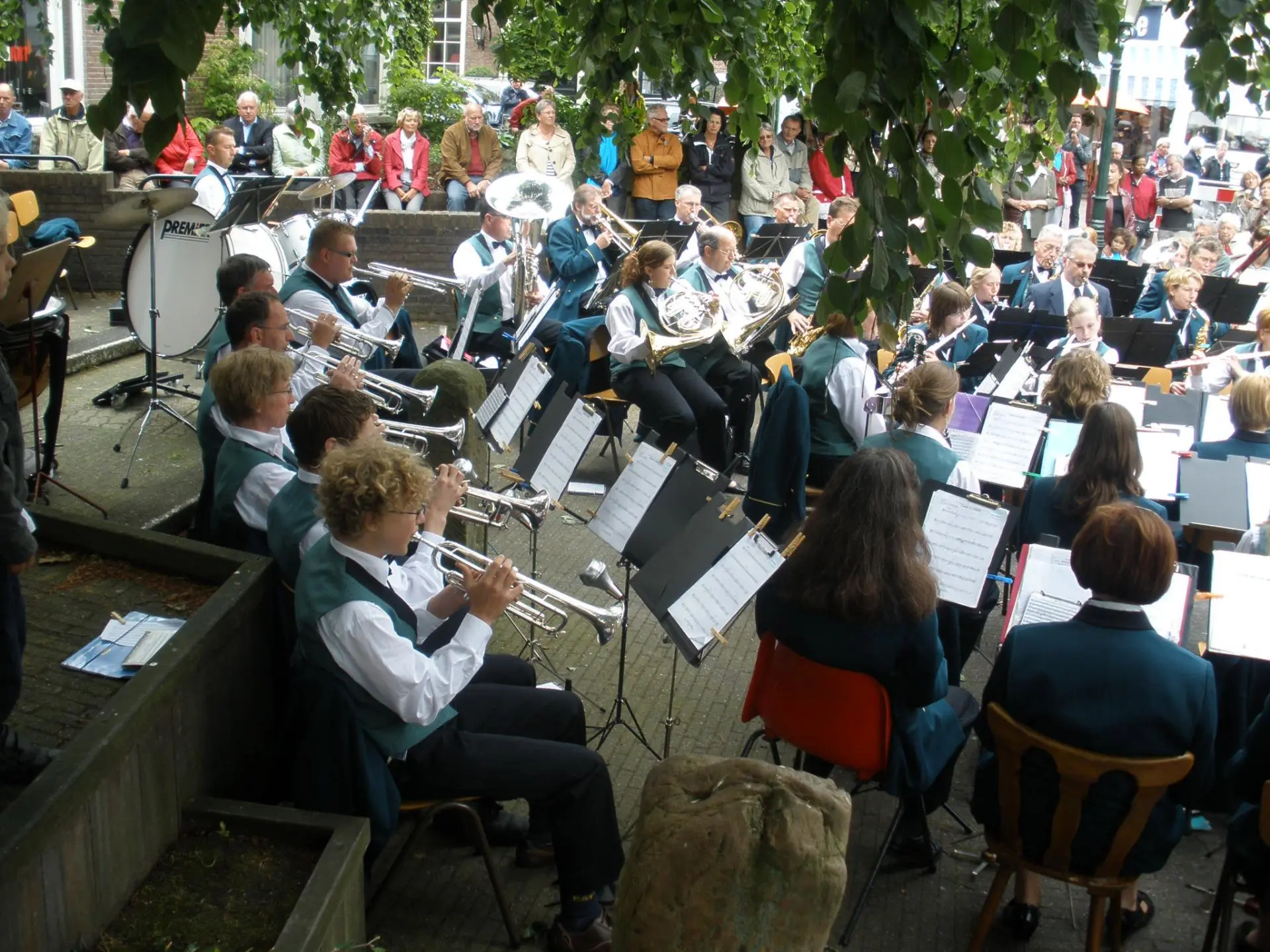 P6070010_album_Concert_bij_gemeentehuis_202208031304011