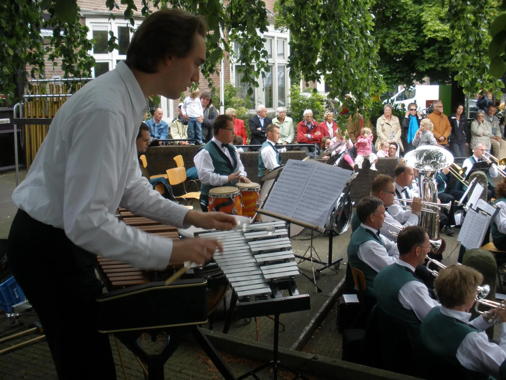P6070025_album_Concert_bij_gemeentehuis_202208031304041