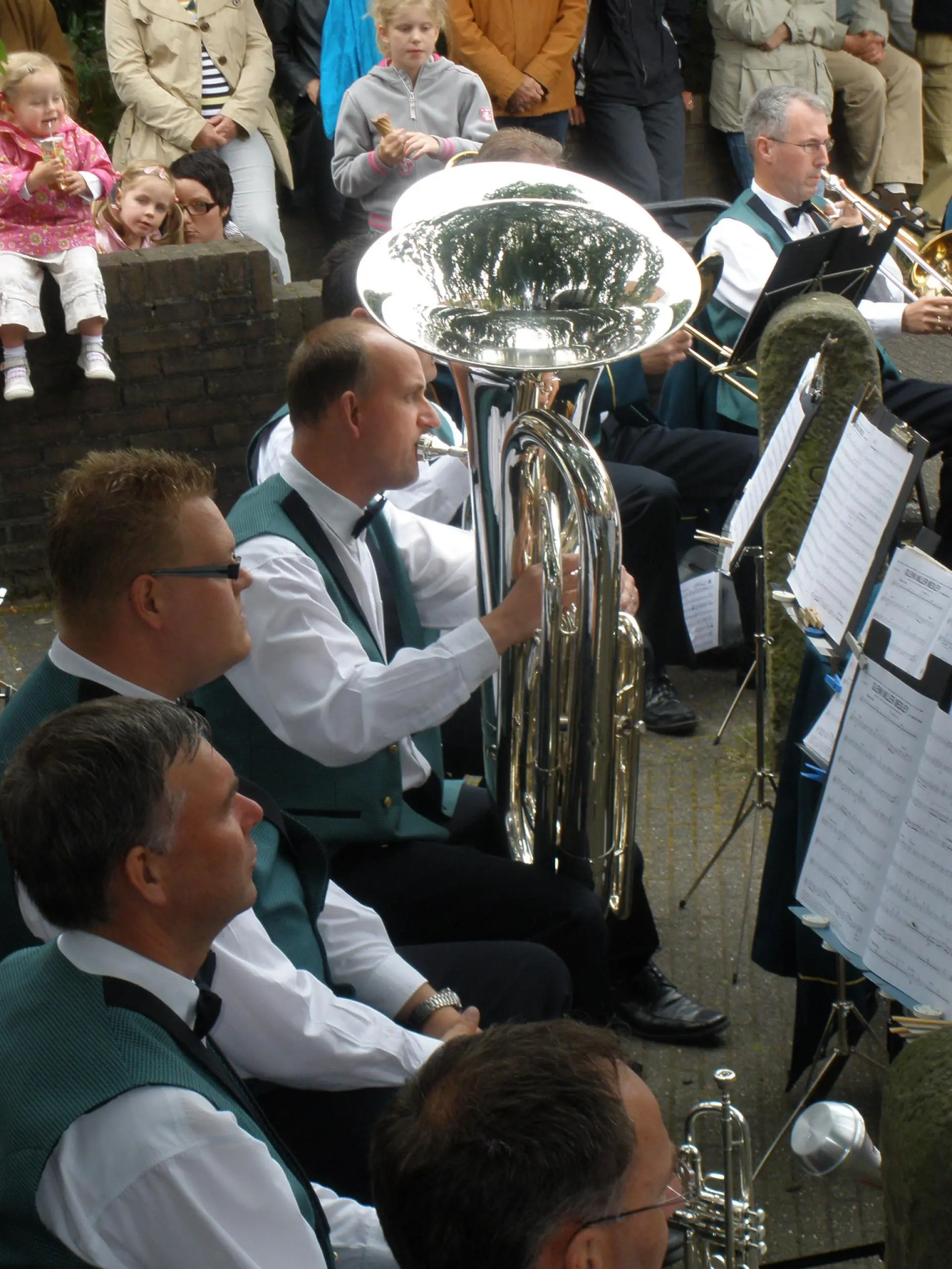 P6070023_album_Concert_bij_gemeentehuis_202208031304031