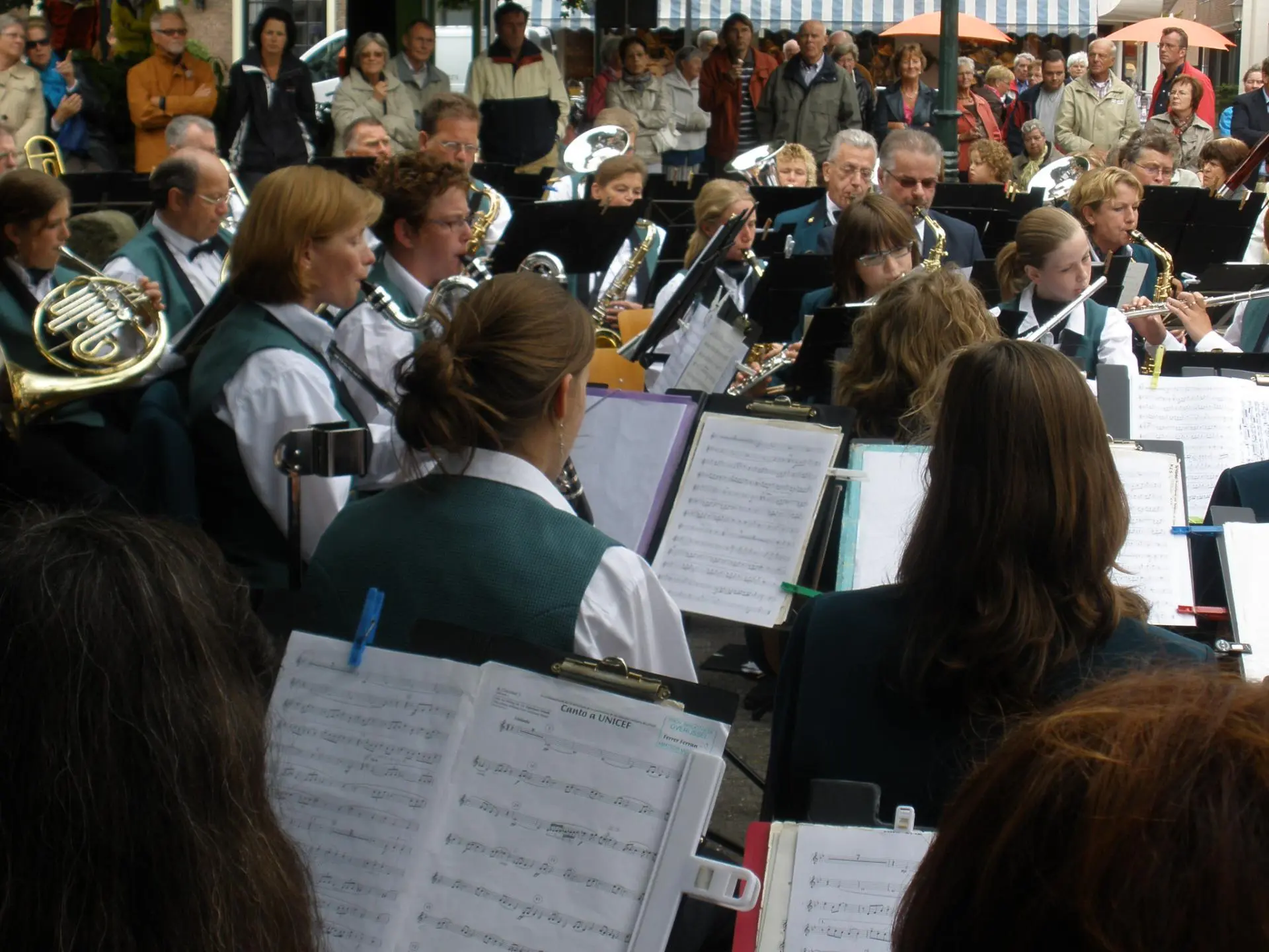 P6070039_album_Concert_bij_gemeentehuis_202208031304041