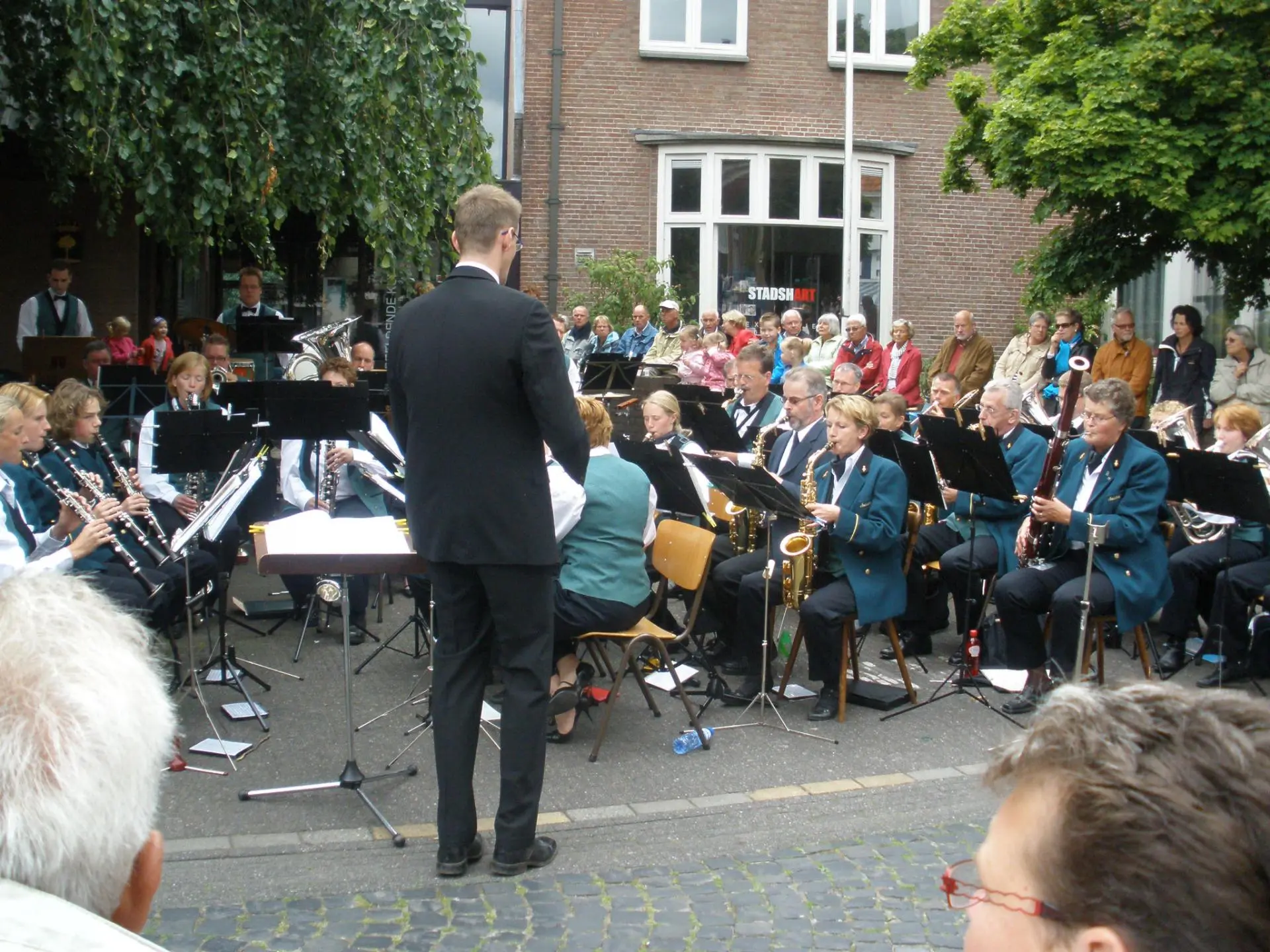P6070046_album_Concert_bij_gemeentehuis_202208031304051