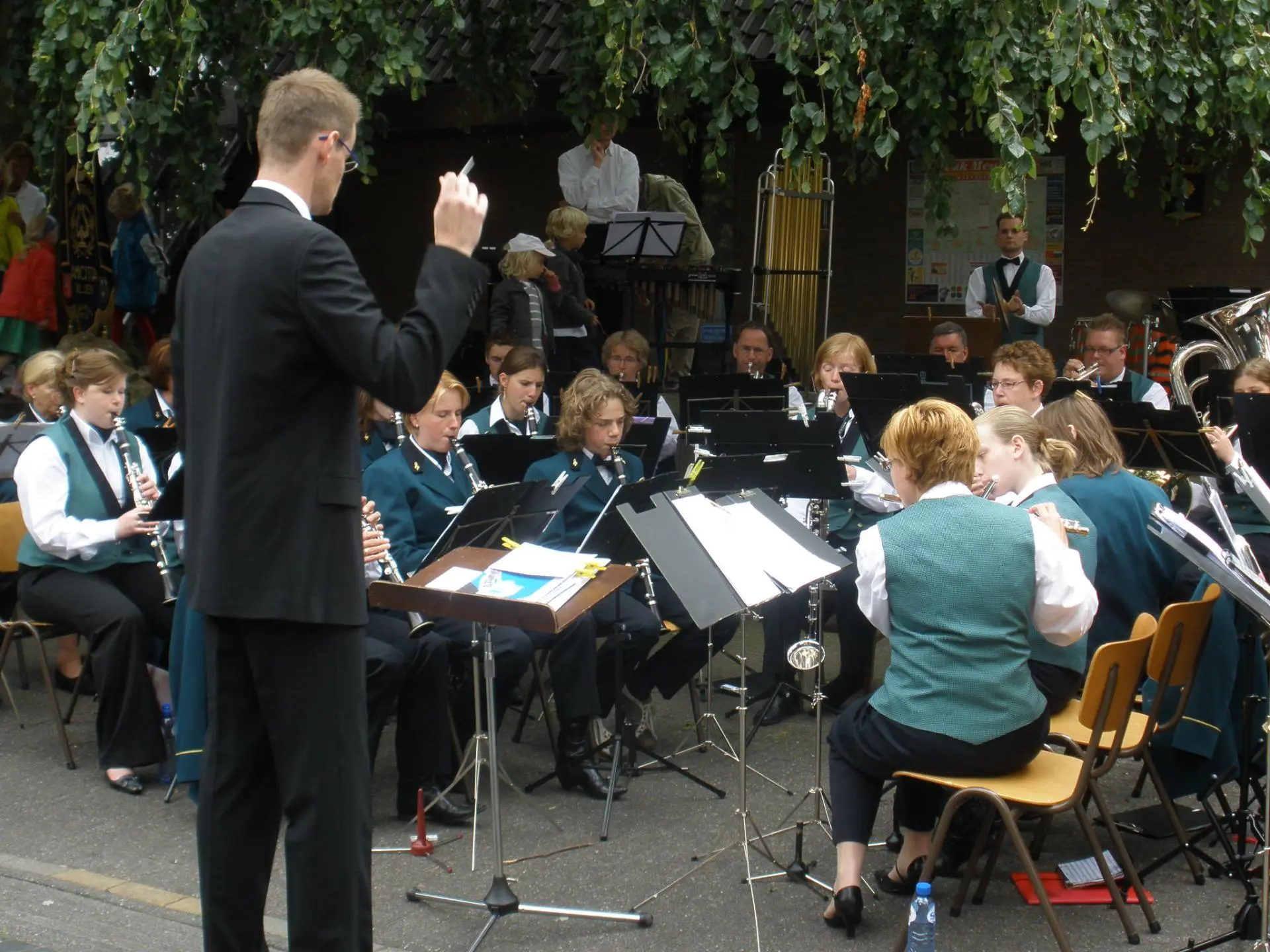 P6070050_album_Concert_bij_gemeentehuis_202208031304051