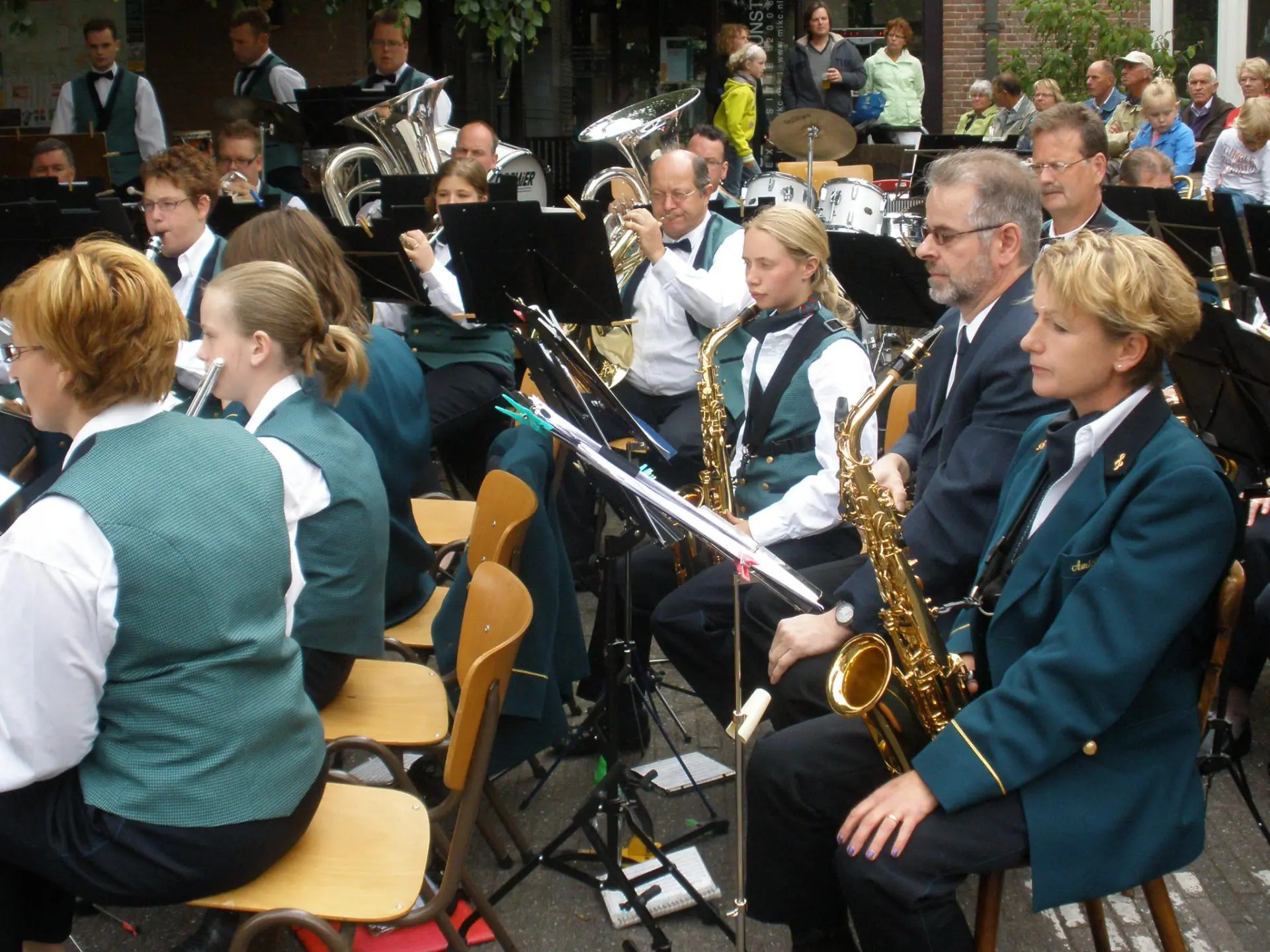 P6070055_album_Concert_bij_gemeentehuis_202208031304071