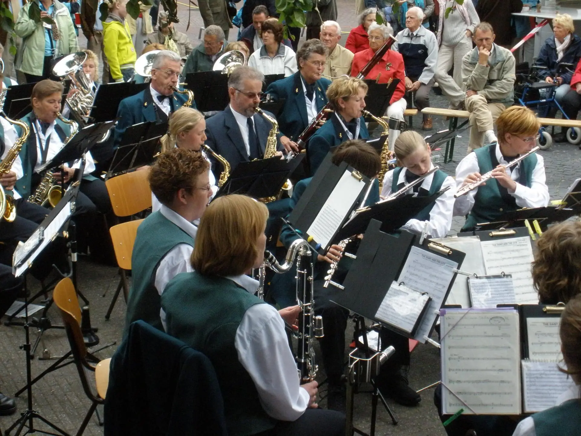 P6070068_album_Concert_bij_gemeentehuis_202208031304081