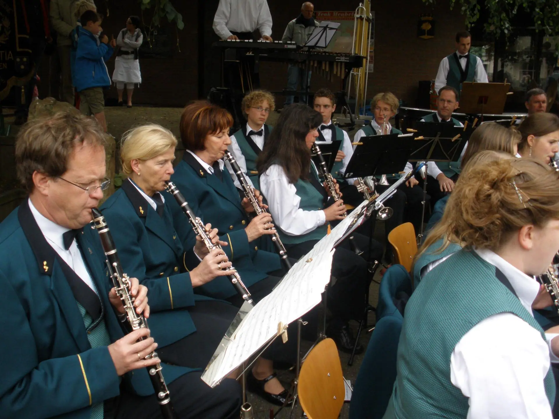 P6070057_album_Concert_bij_gemeentehuis_202208031304081