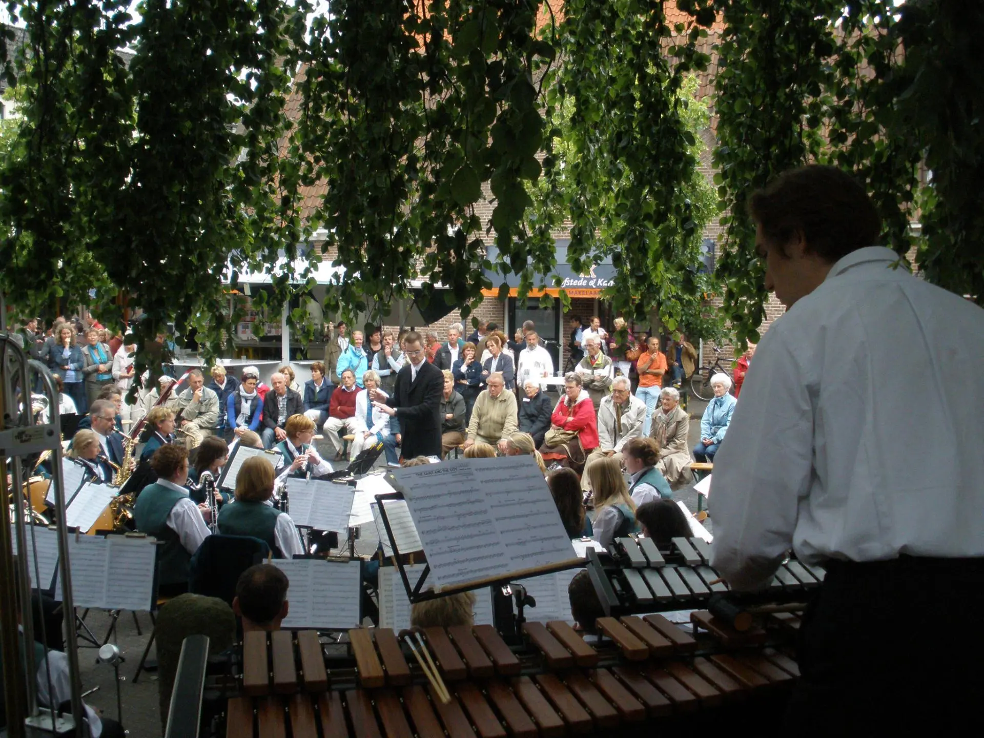 P6070077_album_Concert_bij_gemeentehuis_202208031304091