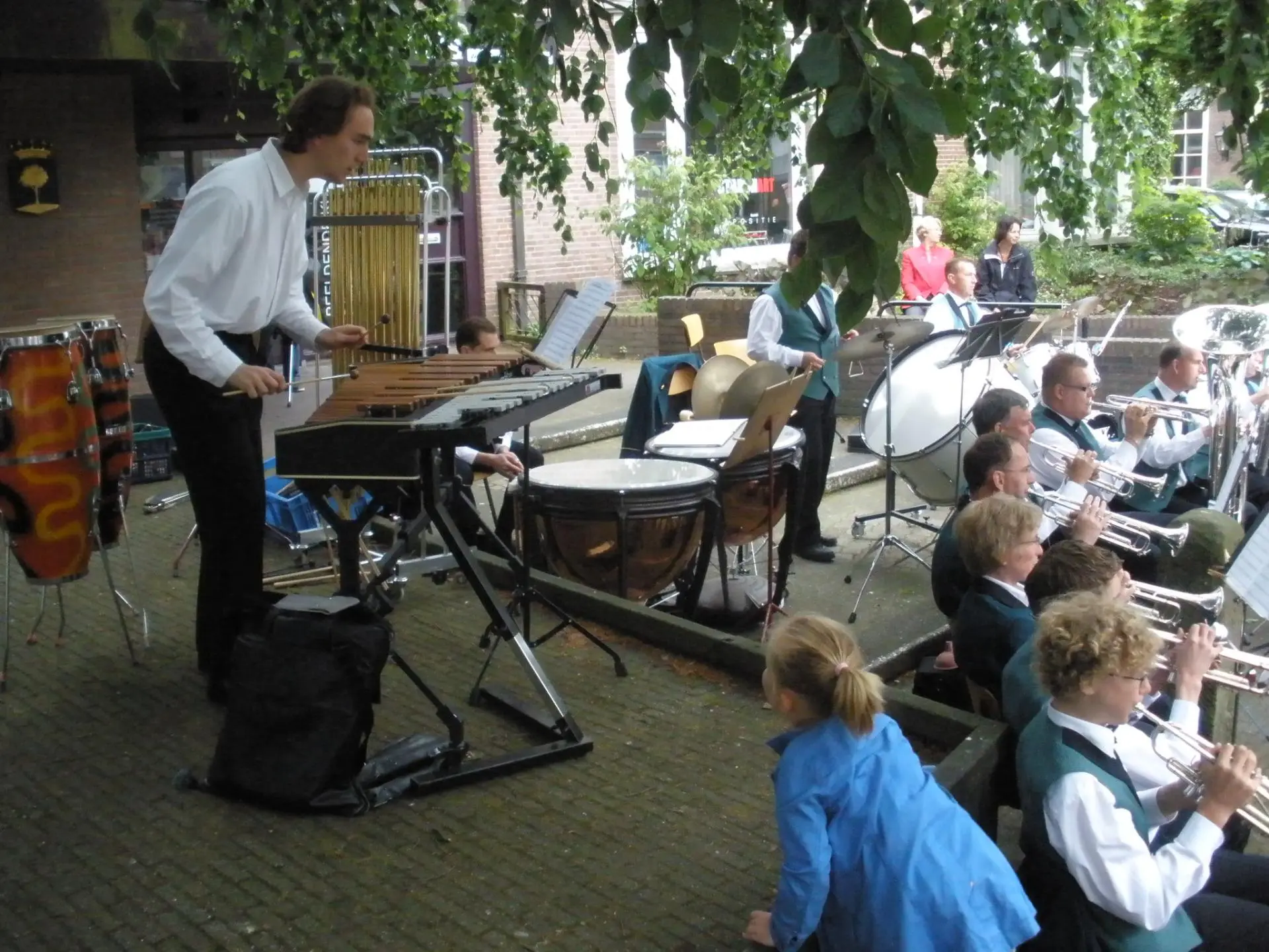 P6070082_album_Concert_bij_gemeentehuis_202208031304091