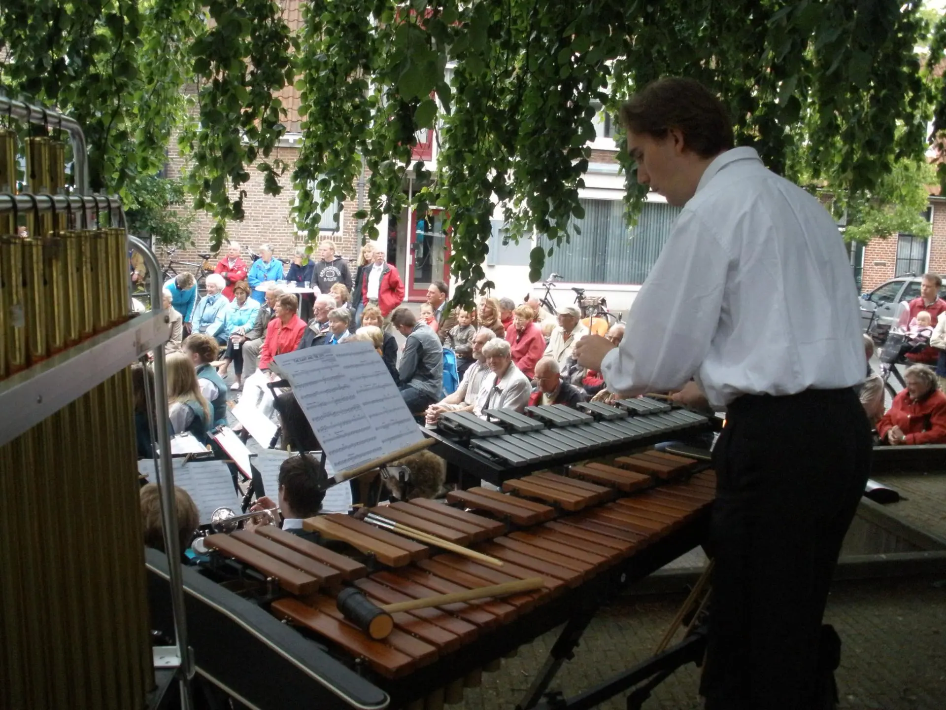 P6070081_album_Concert_bij_gemeentehuis_202208031304091