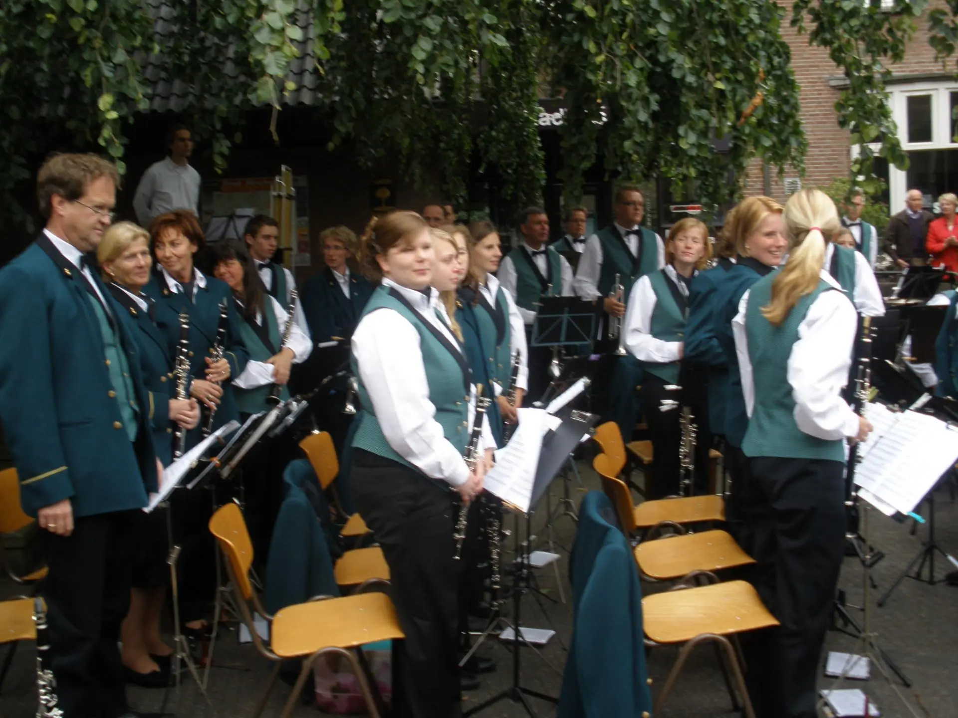 P6070089_album_Concert_bij_gemeentehuis_202208031304101