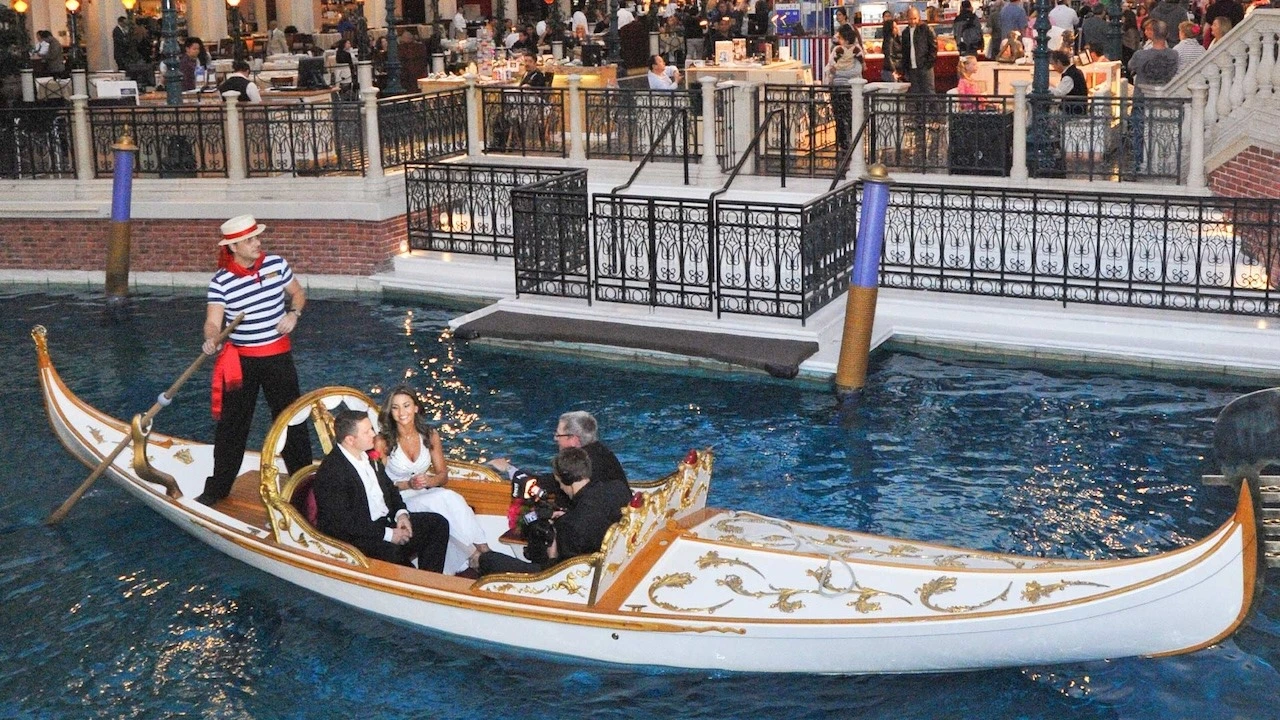 Gondola Bianca
