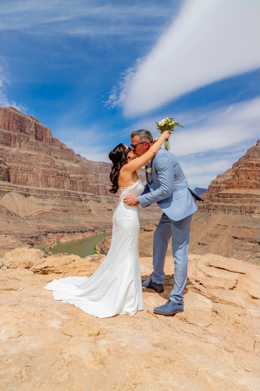 Trouwen in de Grand Canyon per privéhelikopter: een onvergetelijk sprookje in Las Vegas